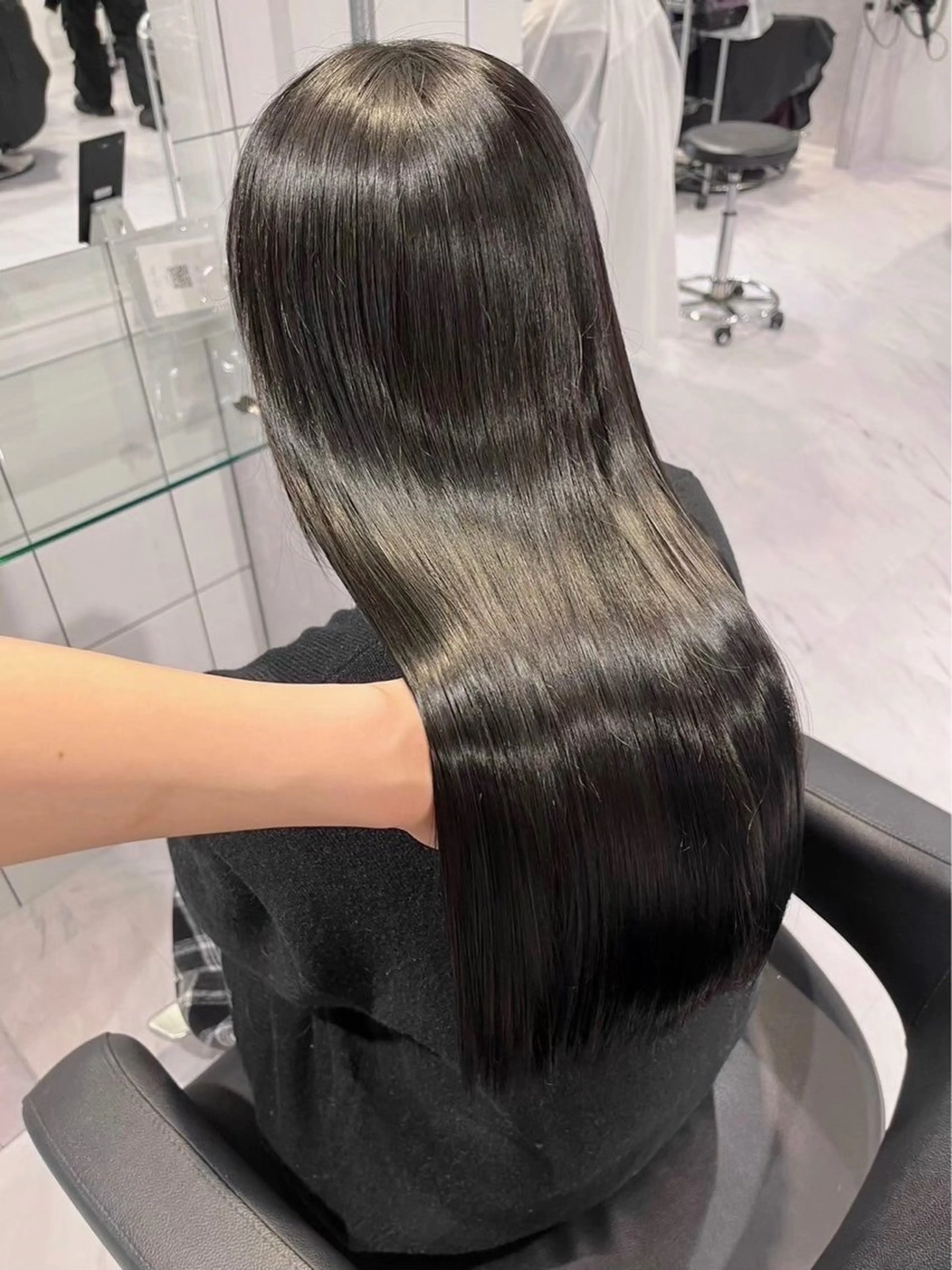 ロング カラー 透明感くすみカラー 🩶カナタ🩶のヘアスタイル