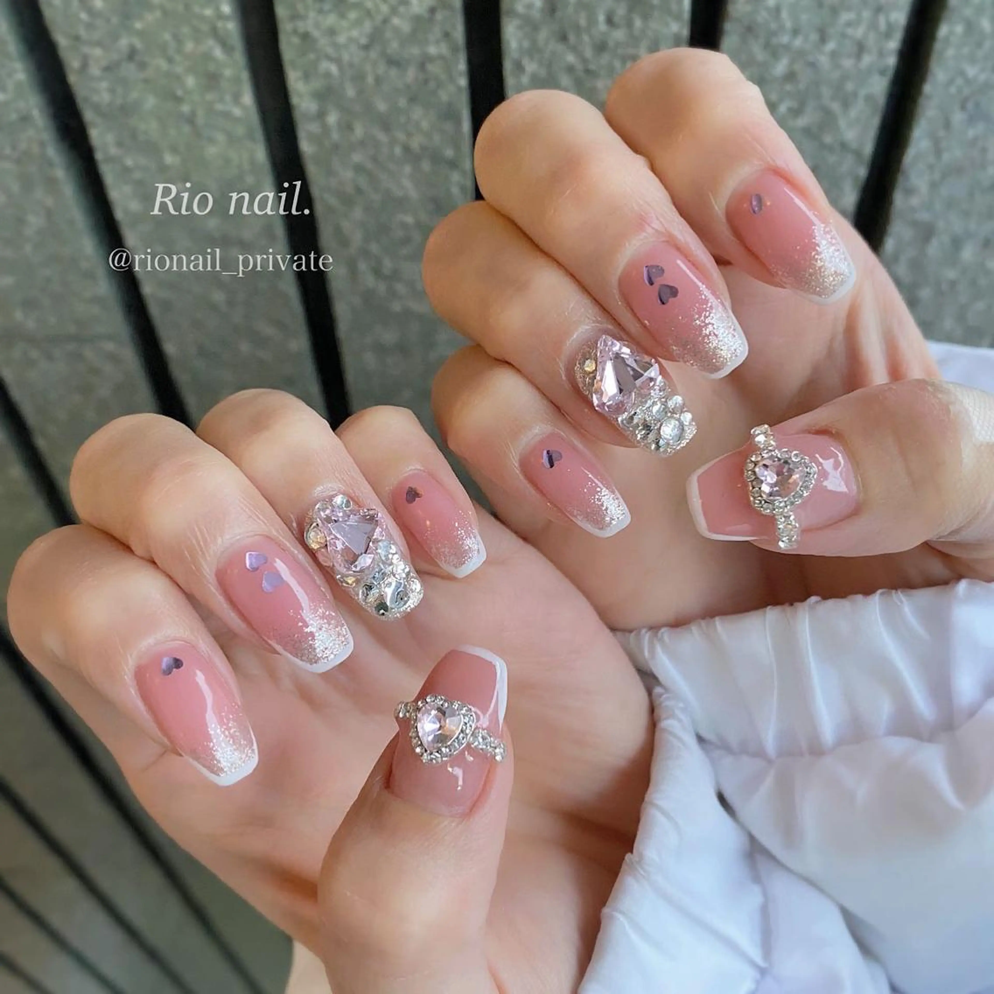 ネイル ハンドネイル KISHIKAWA MEGUMIのネイルデザイン