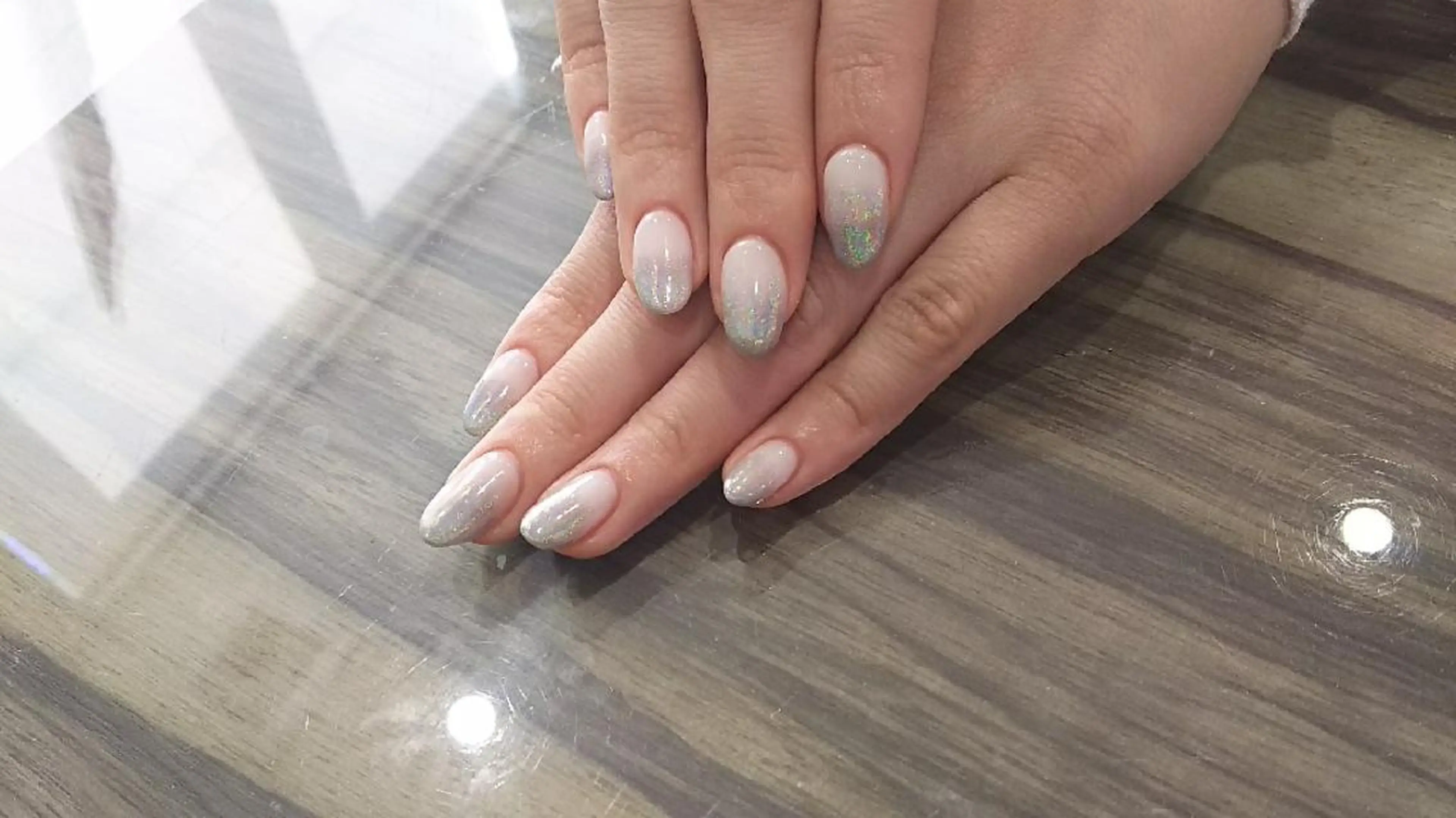 ネイル ワンカラーネイル Progress Nailのヘアスタイル