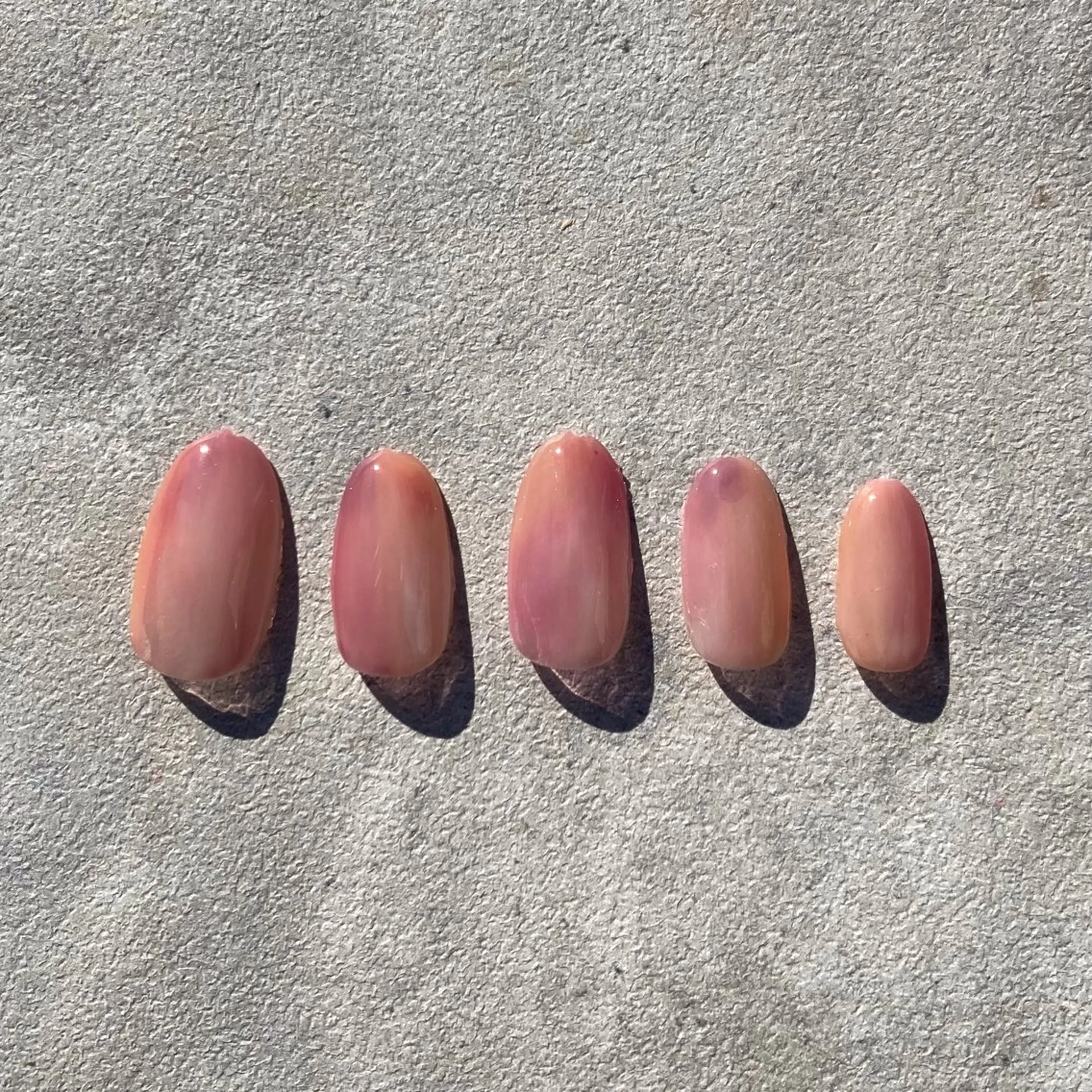 ネイル ジェルネイル マグネットネイル ニュアンスネイル パラジェル シンプルネイル NAIL'S MODAのネイルデザイン