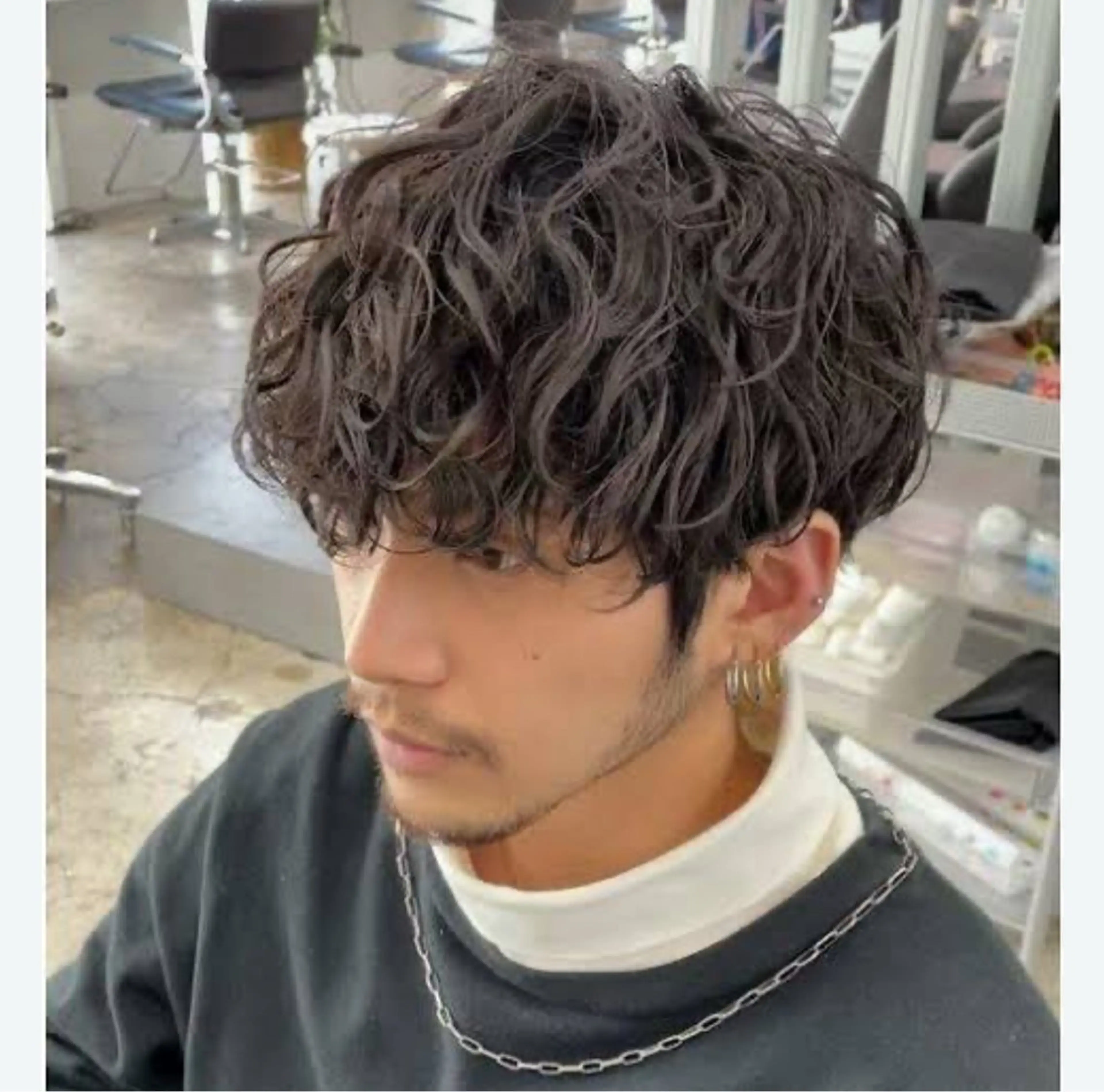 カット＋パーマ　波巻き＋波打ちスパイラルパーマ[店販１つご購入になります！]の写真