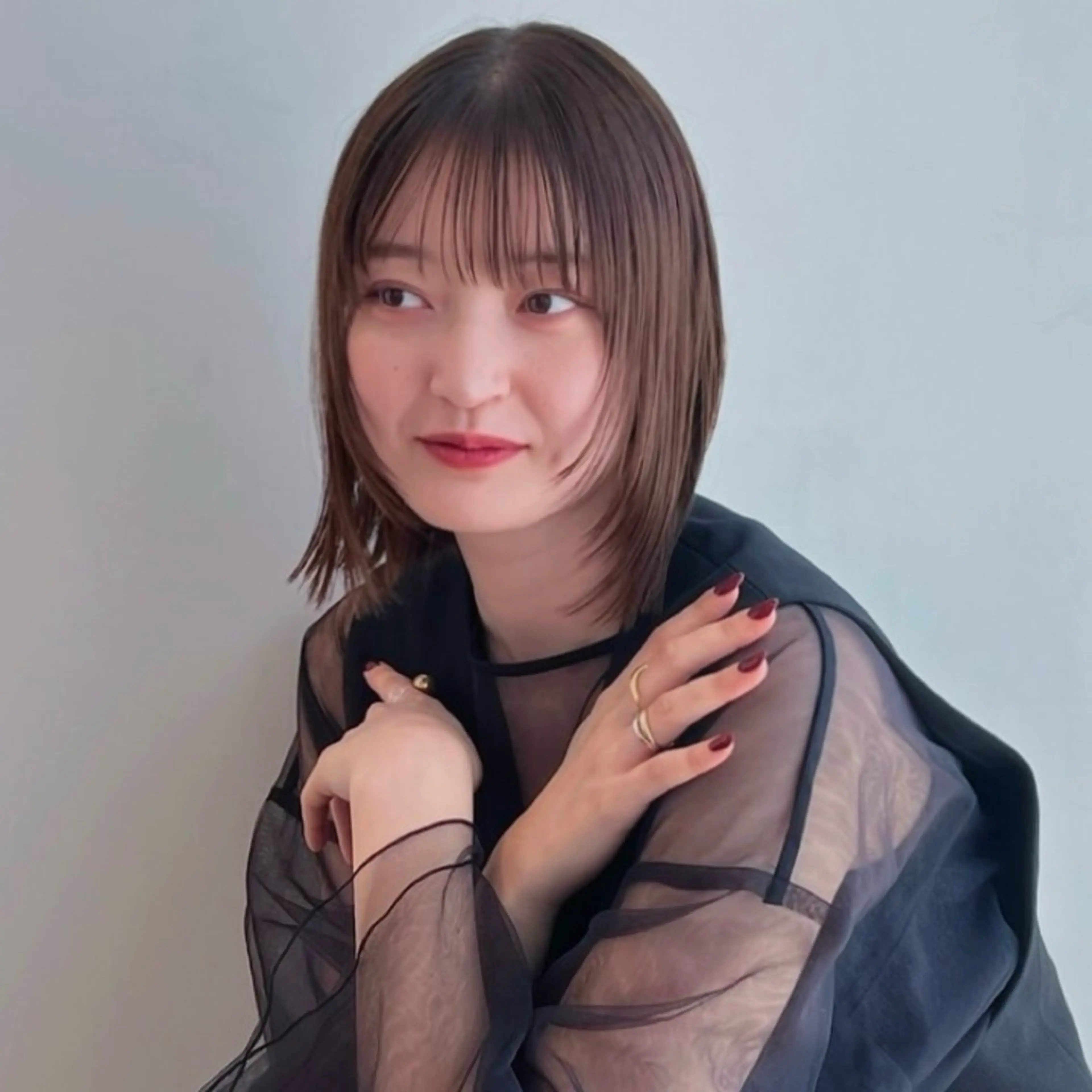 ミディアム TRICCA 銀座所属・奏羽　"ショート ・ボブ ・レイヤー"のヘアスタイル