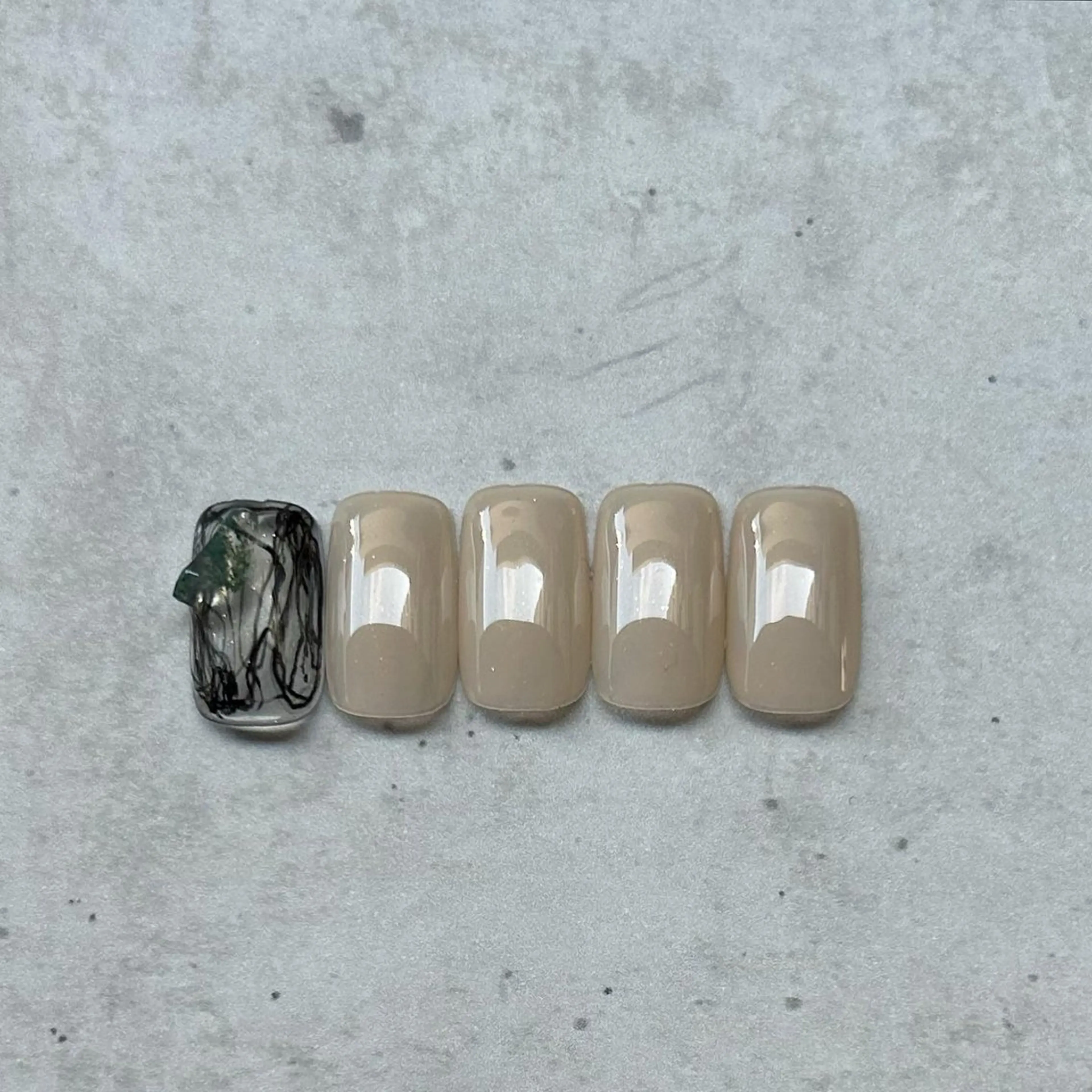 ネイル カジュアル クリアネイル 成人式 ニュアンスネイル オフィスネイル ハンドネイル ハンドケア lyly.nail所属・lylynail YUUKAのネイルデザイン