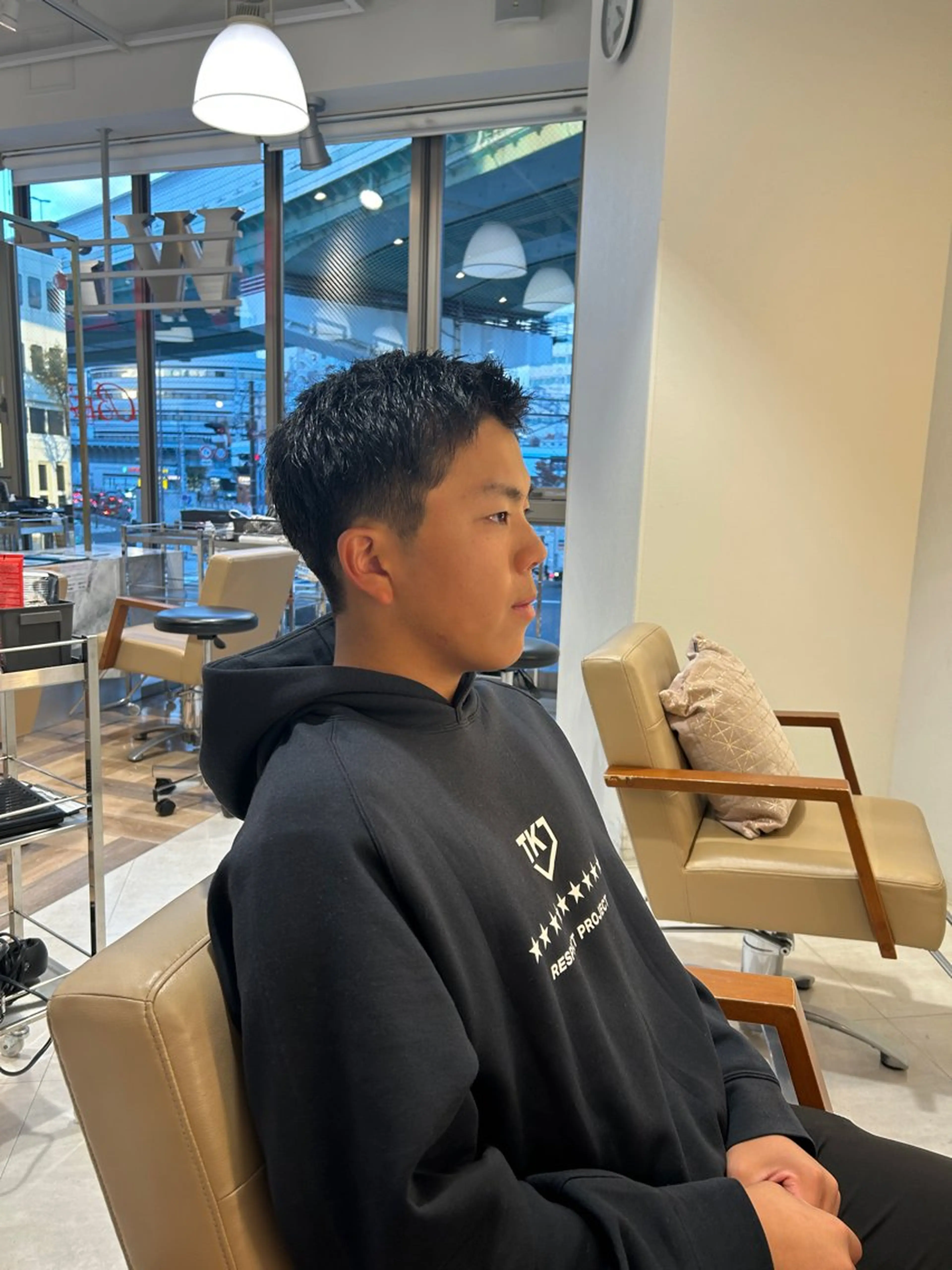 メンズ カット ヘアーメイクウィル野田阪神店所属・Yuu/レイヤー/ ハイライト/髪質改善のヘアスタイル