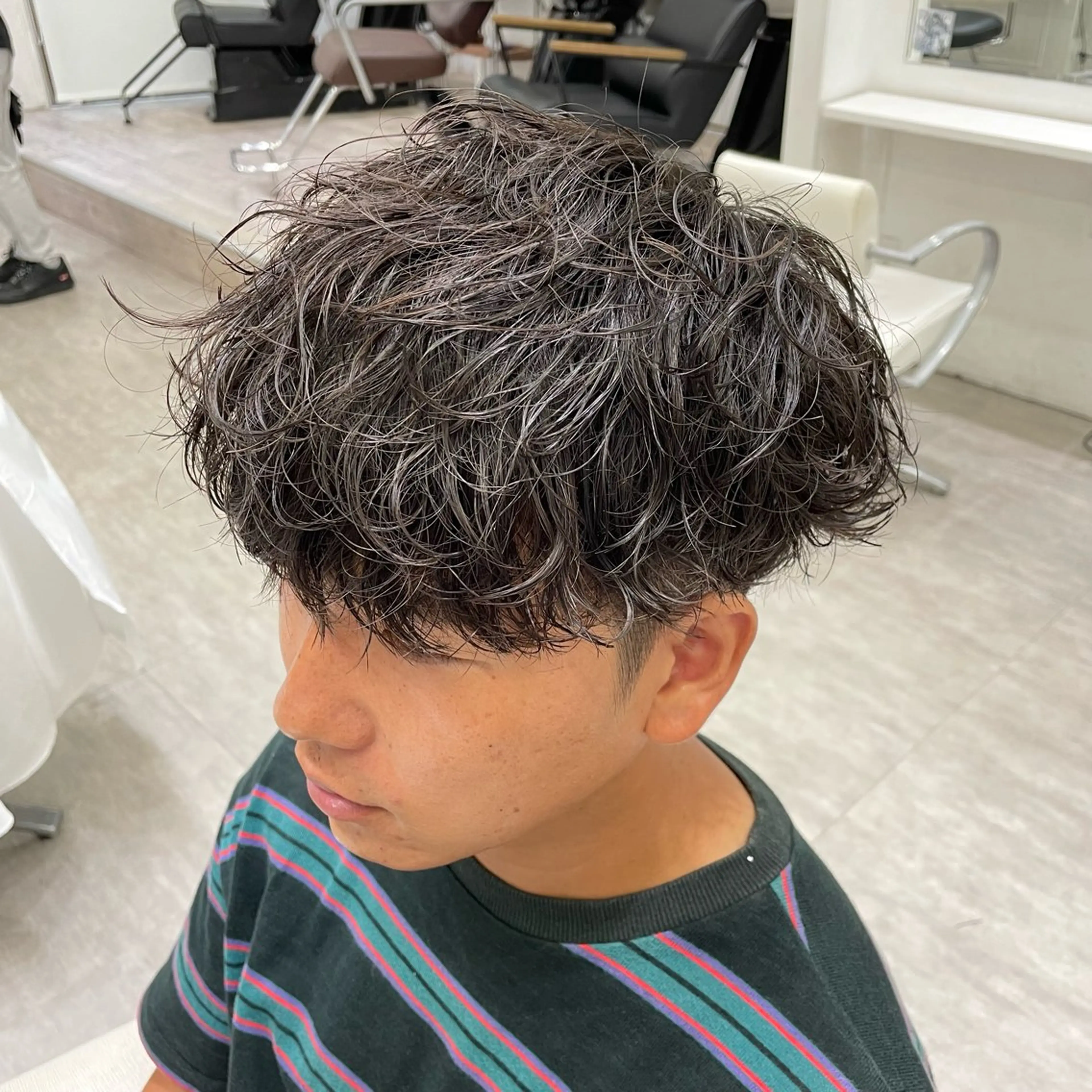パーマ メンズ STUGS BARBERSHOP ByDAMDEE TOKYO 上野御徒町所属・メンズ専門💈 伊藤輝のヘアスタイル