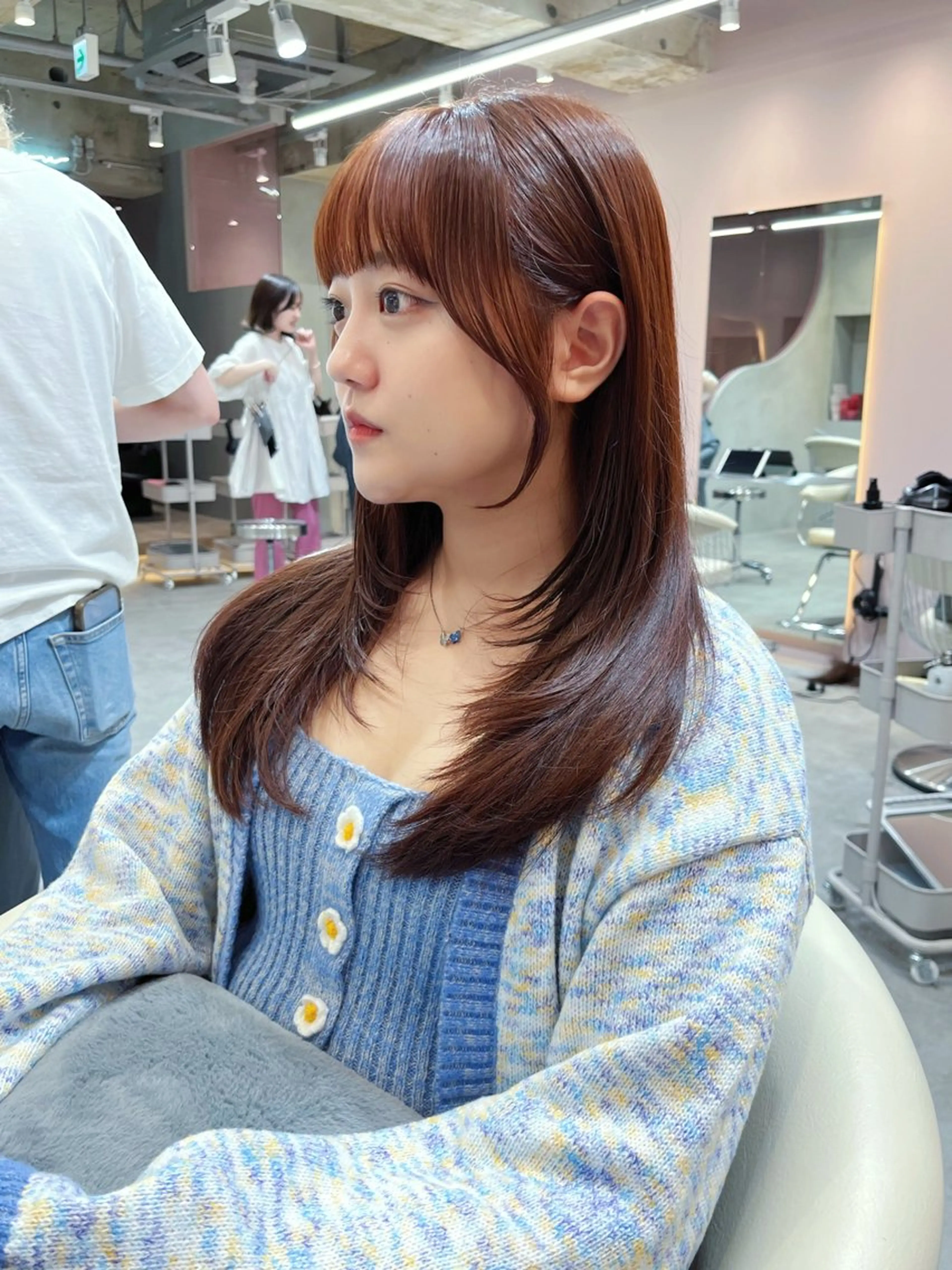 セミロング カラー ベージュカラー ブラウンカラー オレンジ オレンジブラウン ピンクカラー カット ヘアカラー トリートメント 大人韓国ヘア🇰🇷 蒲生優のヘアスタイル