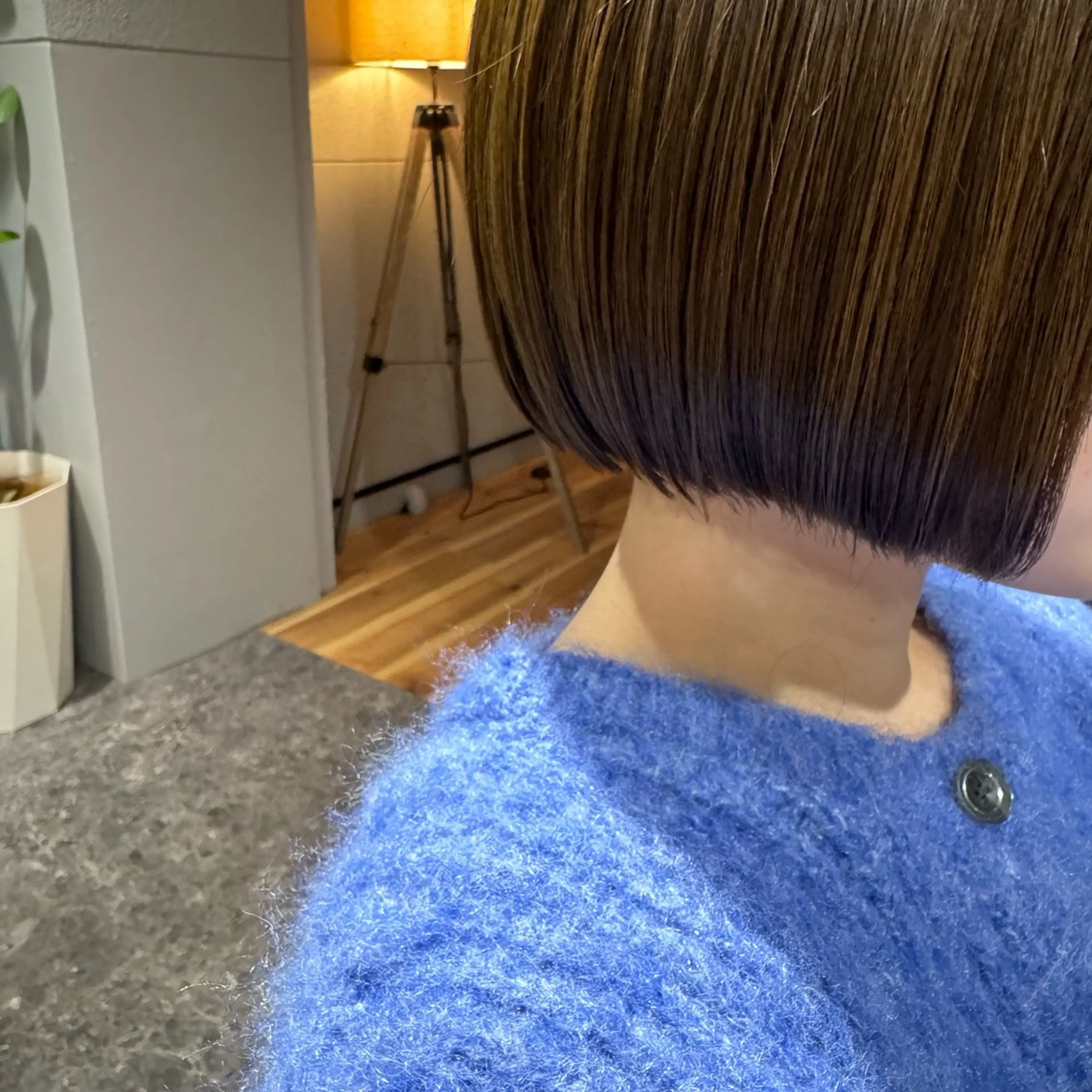 ショート カラー ブリーチ イルミナカラー 髪質改善 ショートヘア 縮毛矯正 カット ヘアカラー トリートメント OAK 中目黒のヘアスタイル