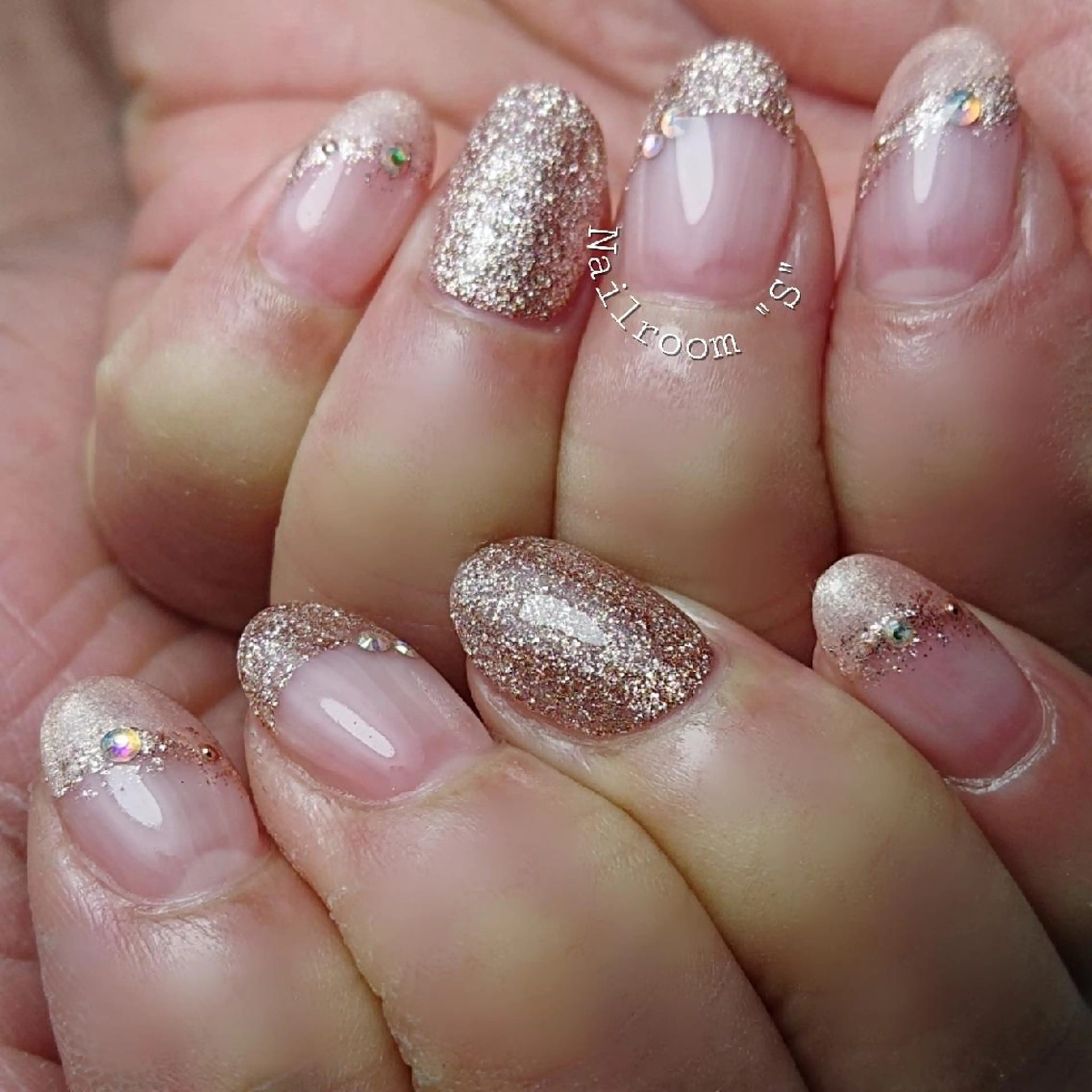 ネイル フラッシュネイル フレンチネイル ラメ(グリッター) Nail room  "S"  SAKAIのネイルデザイン