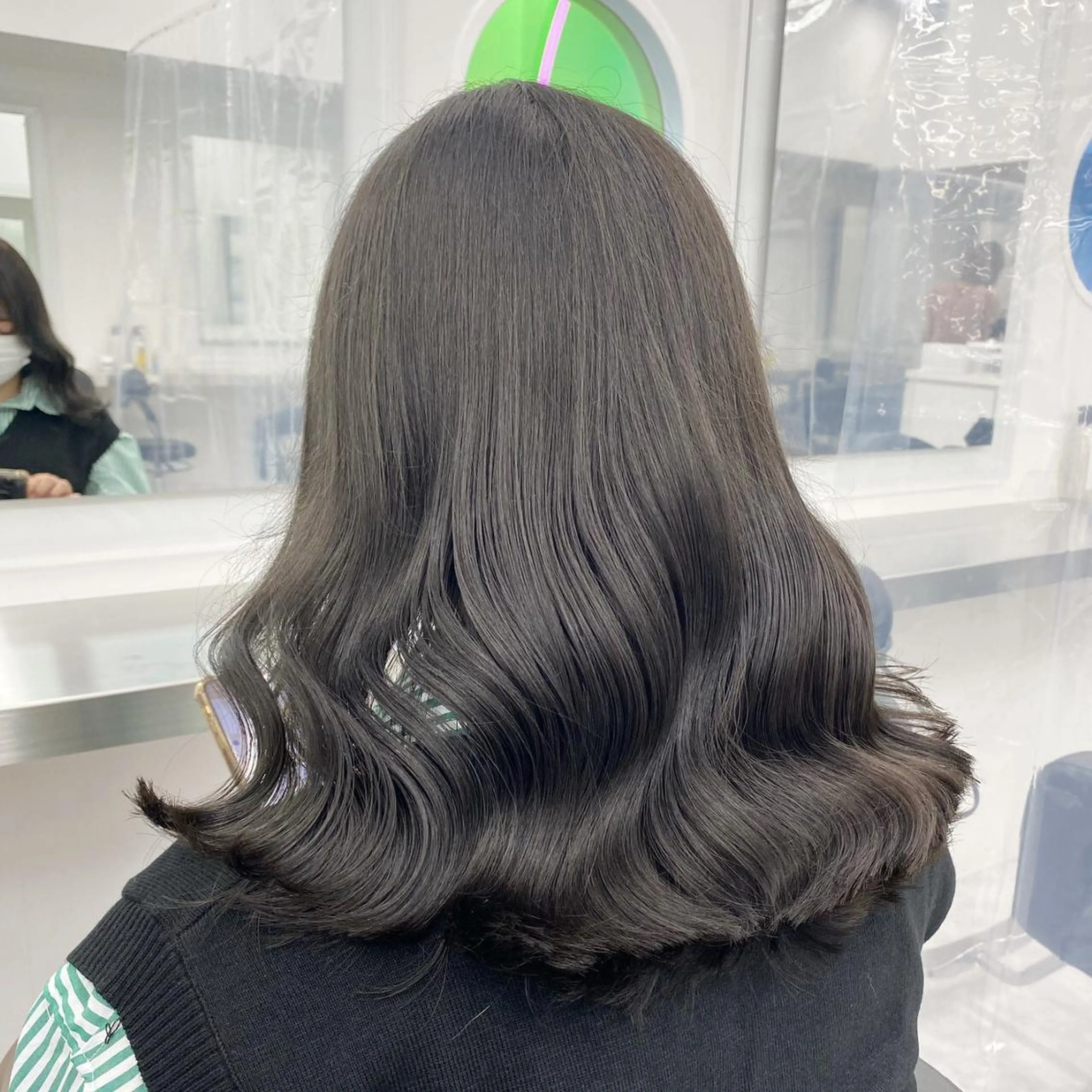 カラー 冬の透明感暗髪❄️ 上野BABY❄️のヘアスタイル