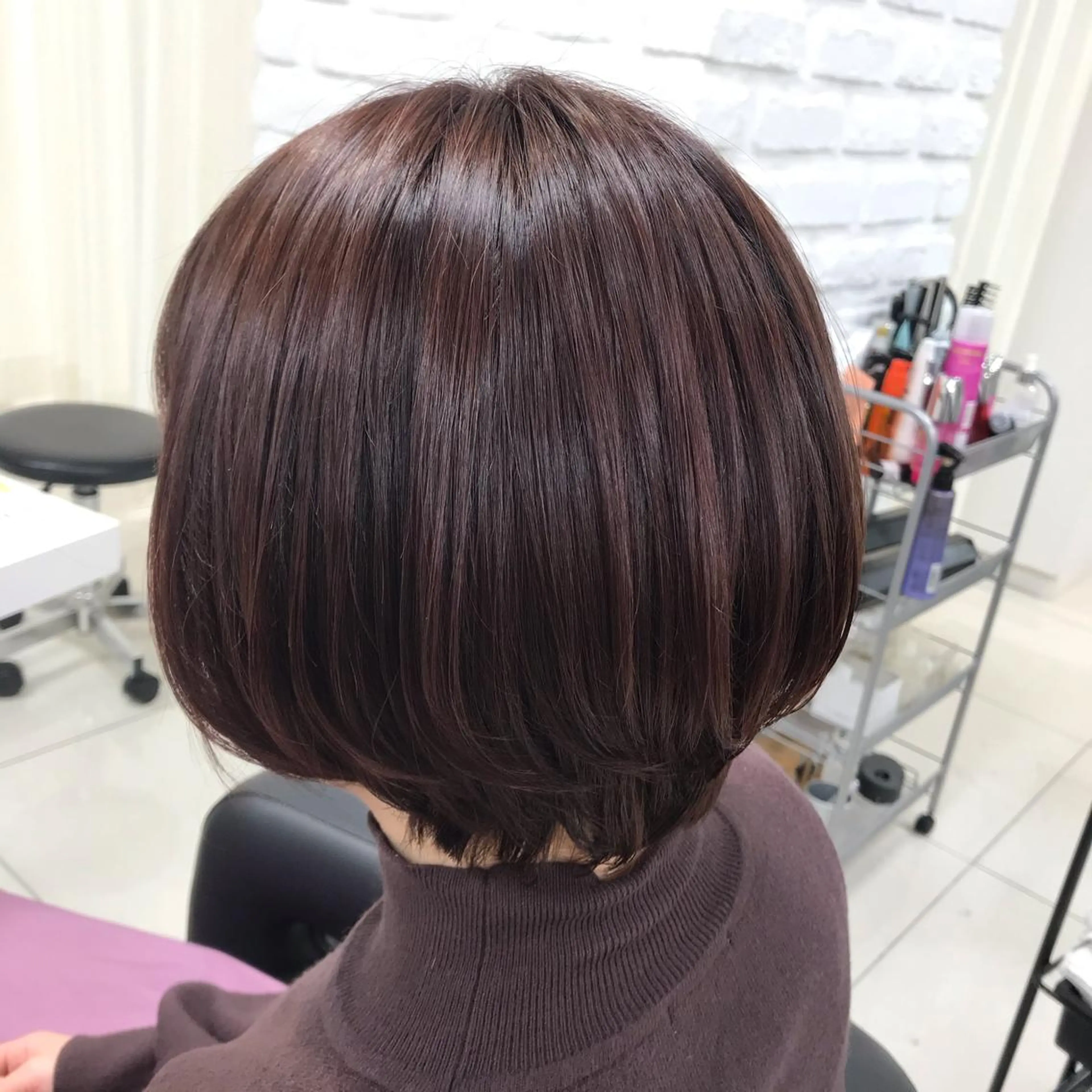 ショート カラー ショートボブ アッシュ ブリーチ 透明感カラー イルミナカラー カット ヘアカラー トリートメント 暖色カラー🌹 中山由梨のヘアスタイル