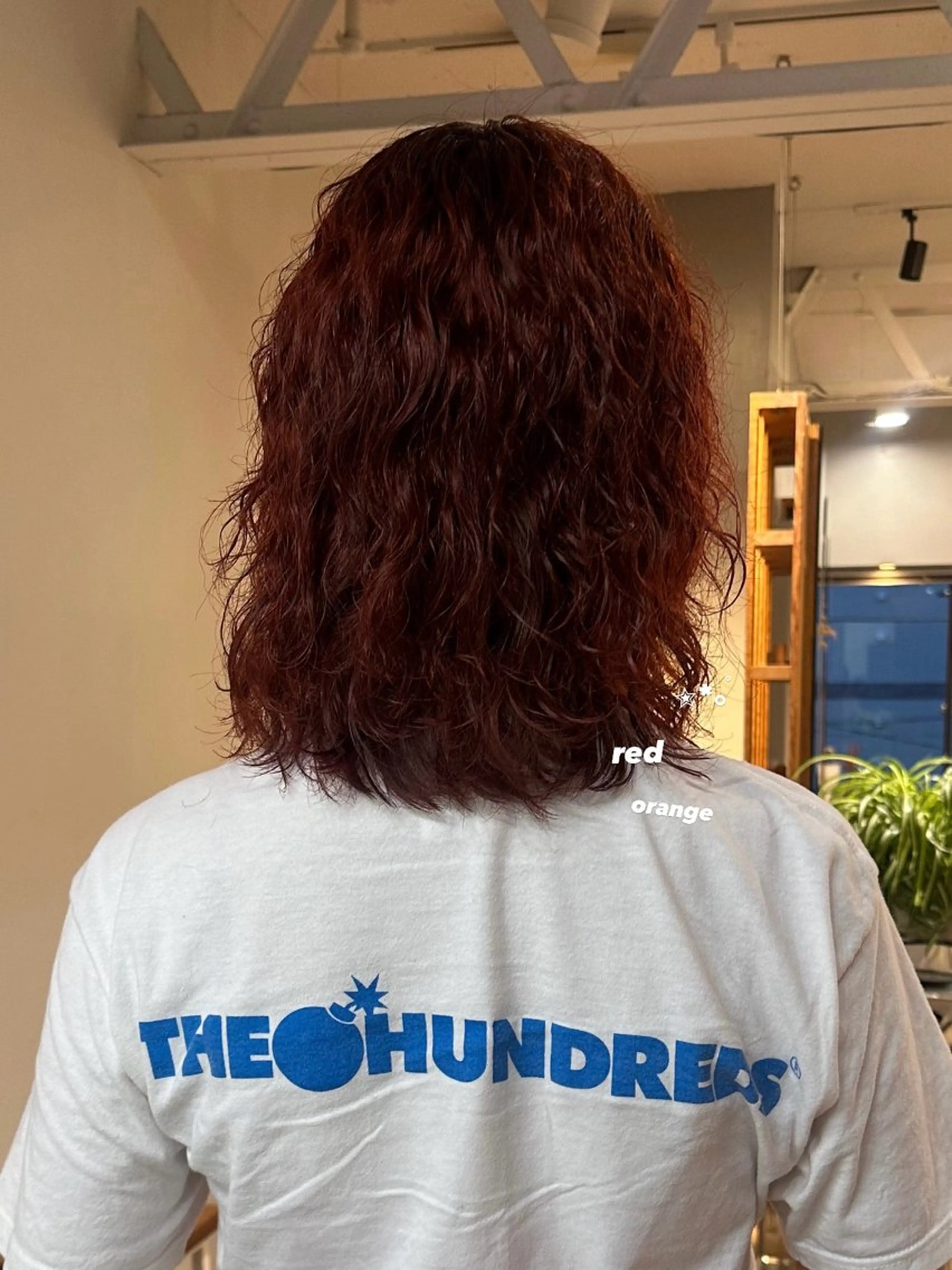 ミディアム カラー 暖色カラー/レイヤー 🌙 オノユリカのヘアスタイル