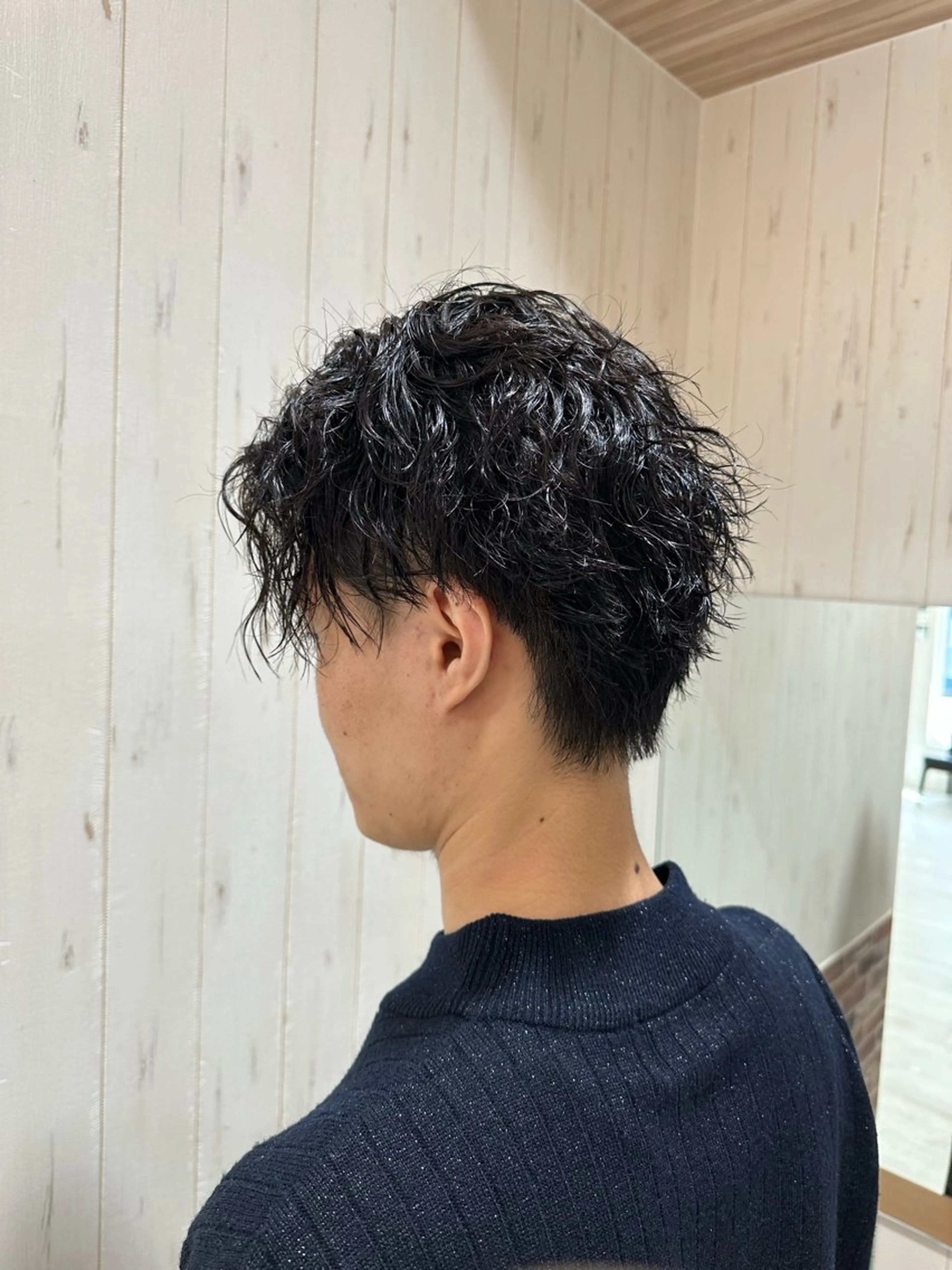 ショート パーマ メンズ メンズブリーチ ダウンパーマ メンズハイライト メンズインナーカラー メンズ韓国風 brace立花店所属・中嶋 紘夢のヘアスタイル