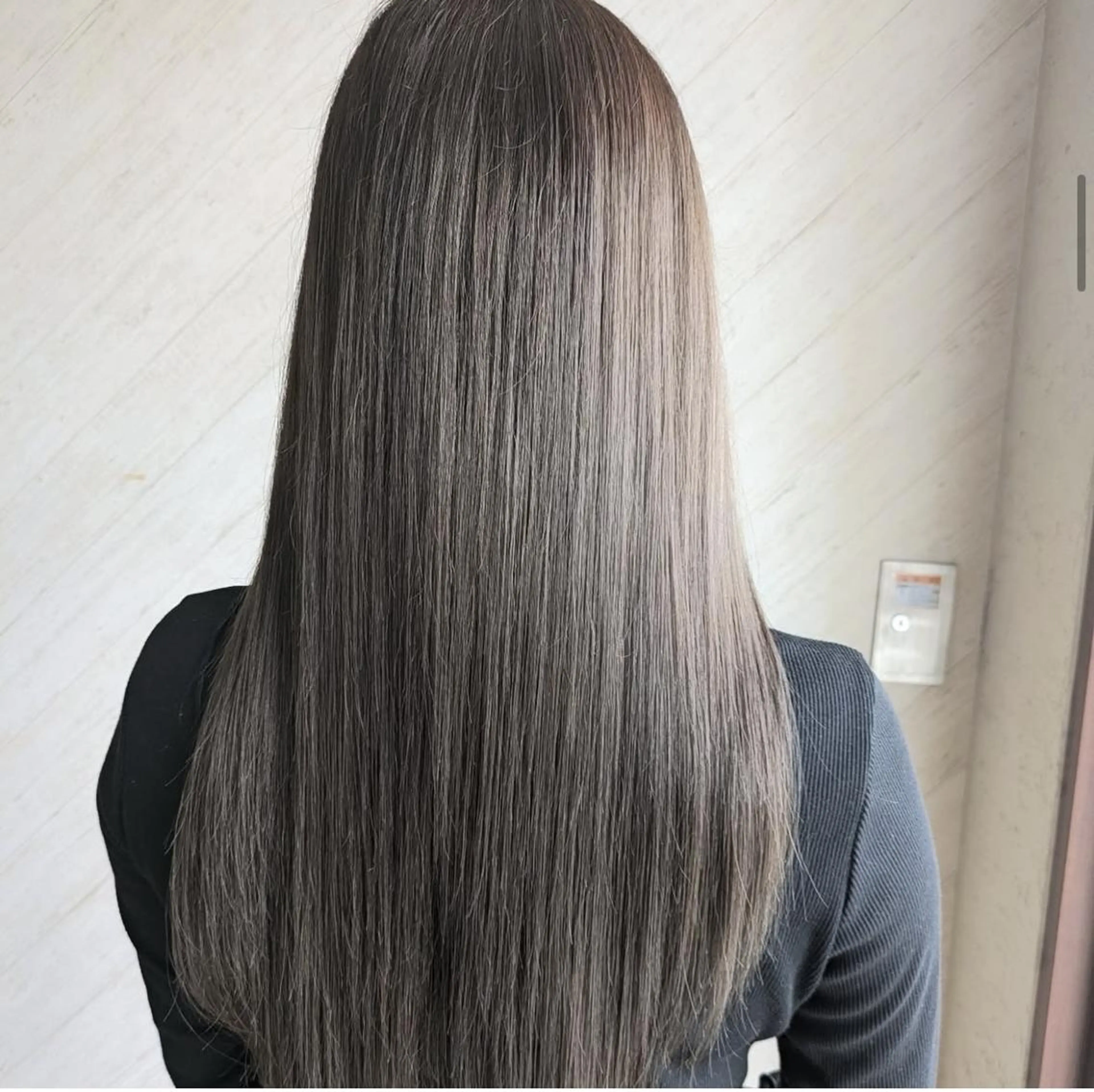 ロング カット ヘアカラー トリートメント 中谷 千鶴のヘアスタイル