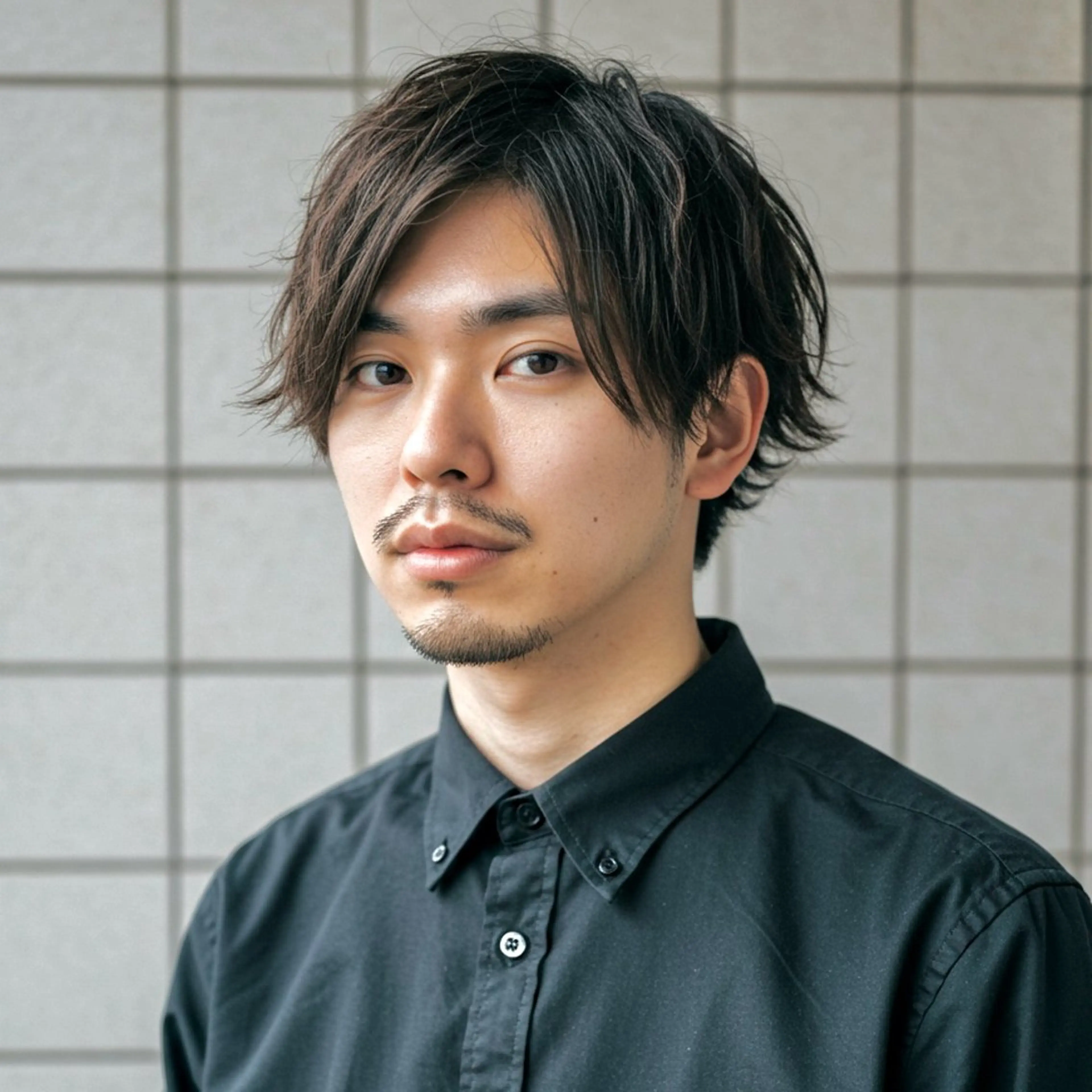 ミディアム カラー パーマ メンズ ミディアムパーマ センターパート メンズ韓国風 メンズメッシュ マッシュ カット ヘアカラー パーマ トリートメント ヘッドスパ 🎸メンズ/パーマ/ ショート🎸工藤達哉のヘアスタイル
