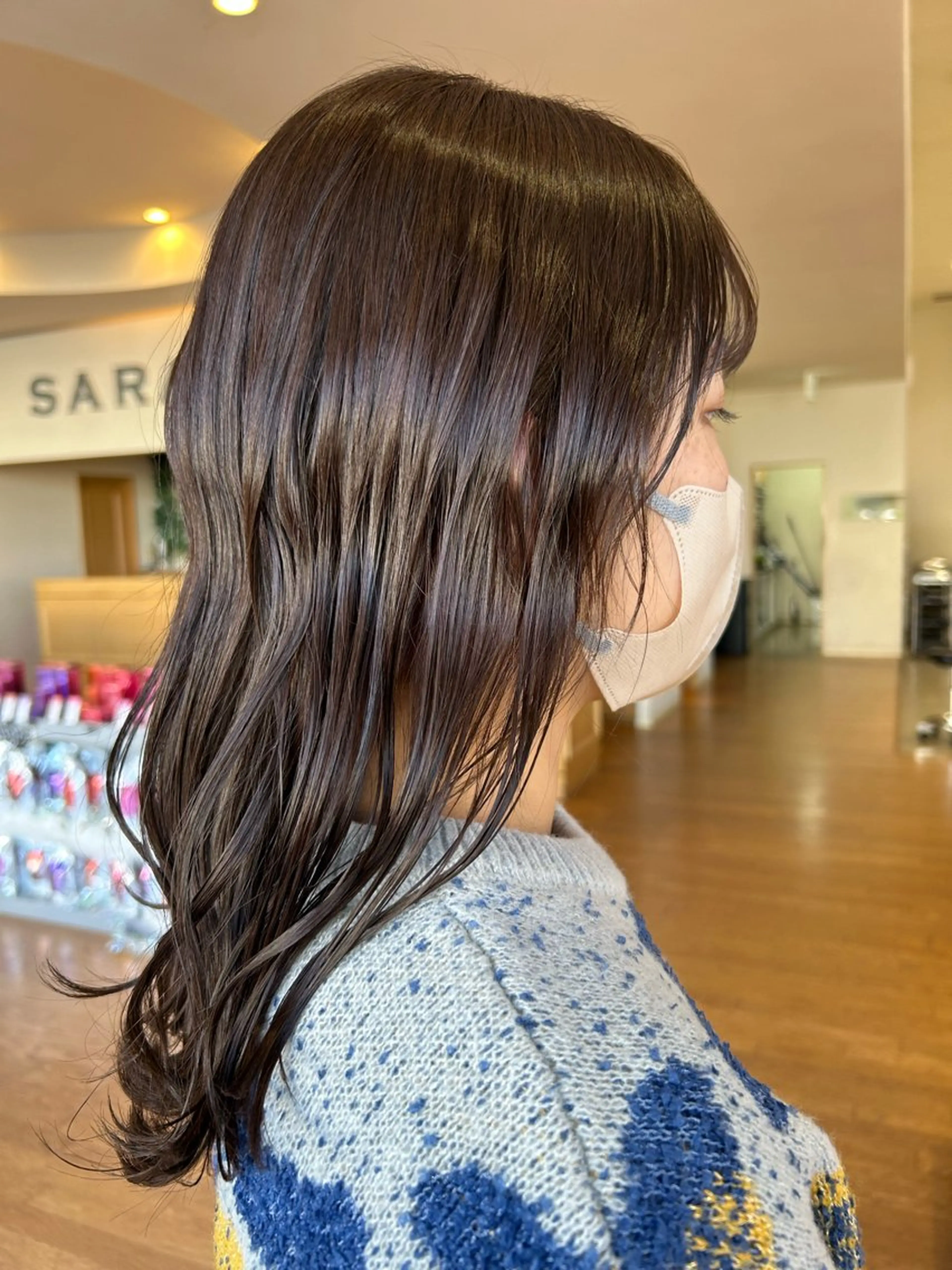 セミロング 山口 萌々子のヘアスタイル