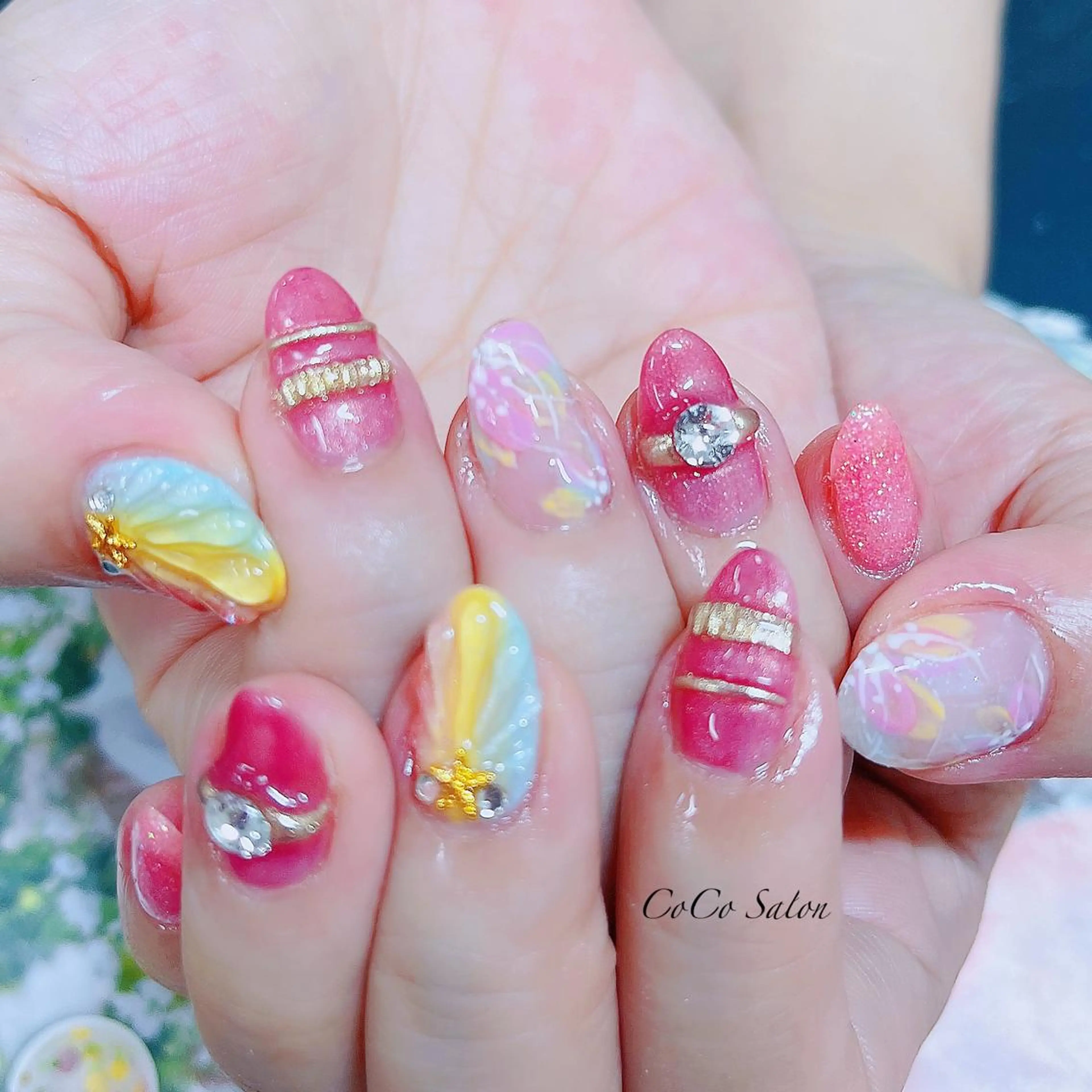 ネイル ブルー 成人式 長さ出し フラワーネイル ジェルネイル ハンドネイル CoCoSalon ネイル/まつ毛予約のネイルデザイン