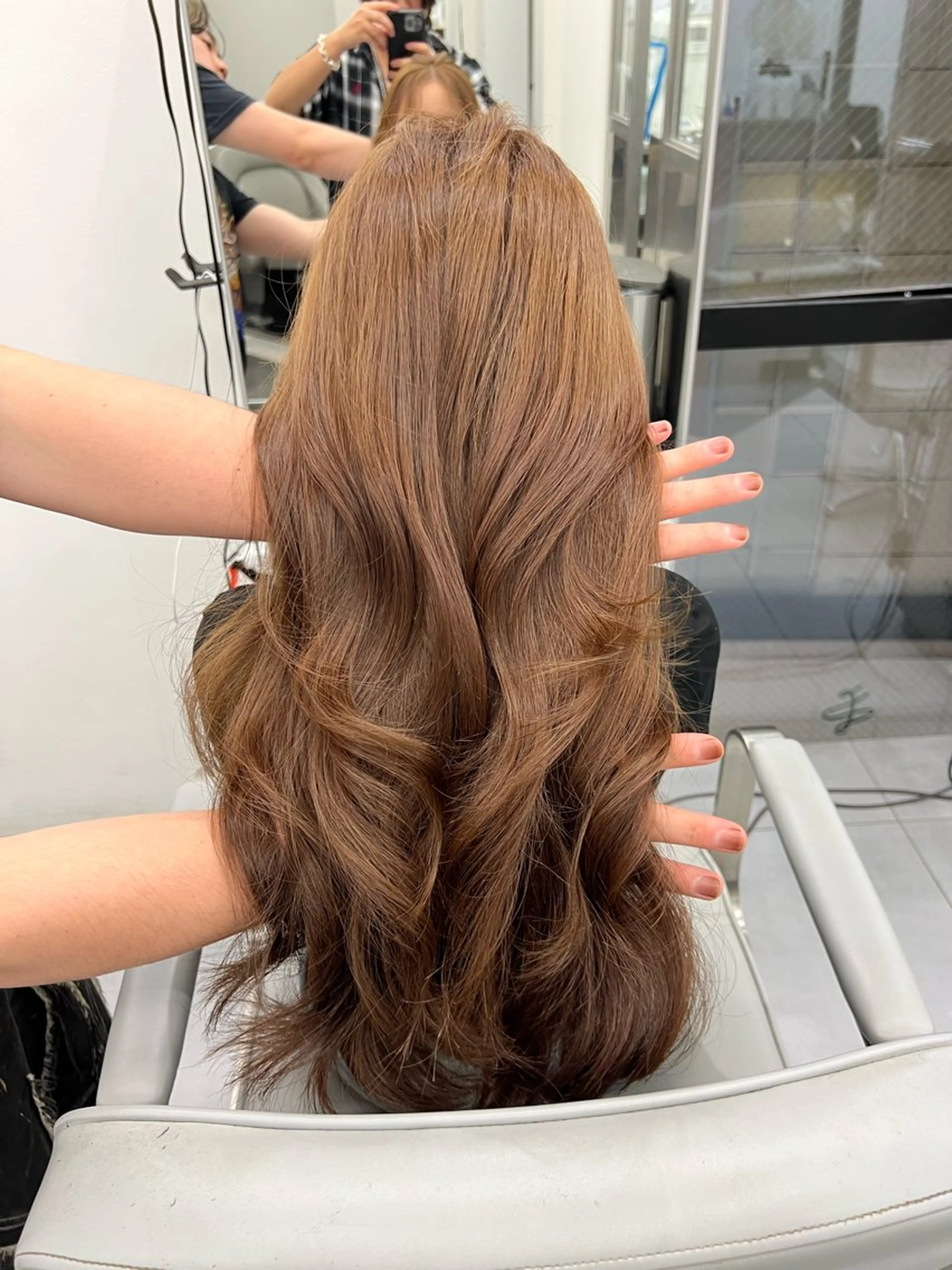 ロング カラー カット ヘアカラー トリートメント スワイプするのちょっ と待った艶髪/透明感のヘアスタイル