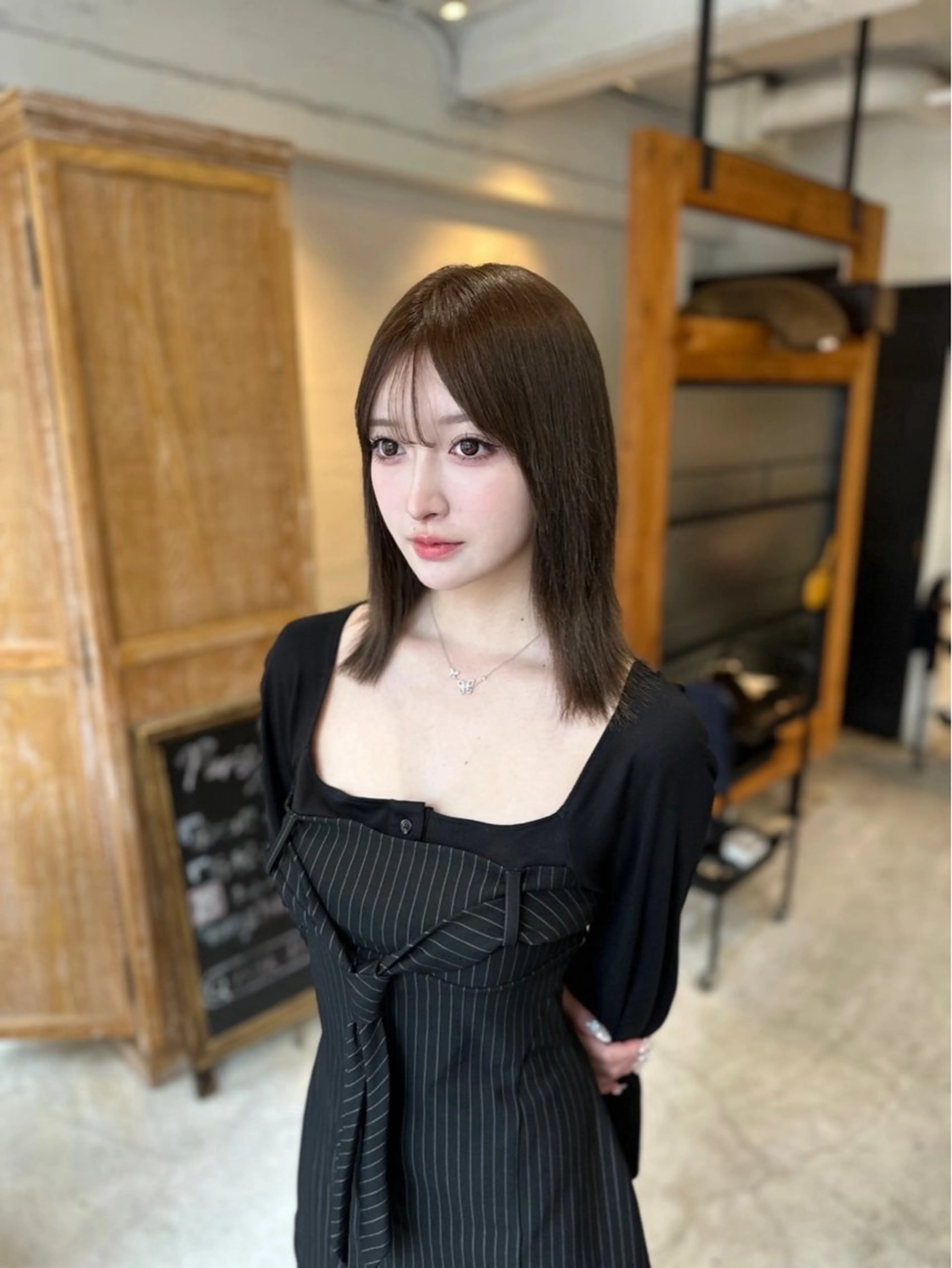 ミディアム カット ヘアカラー PARIS hair salon所属・秋葉原　柏木絢汰 ✨当日予約okのヘアスタイル