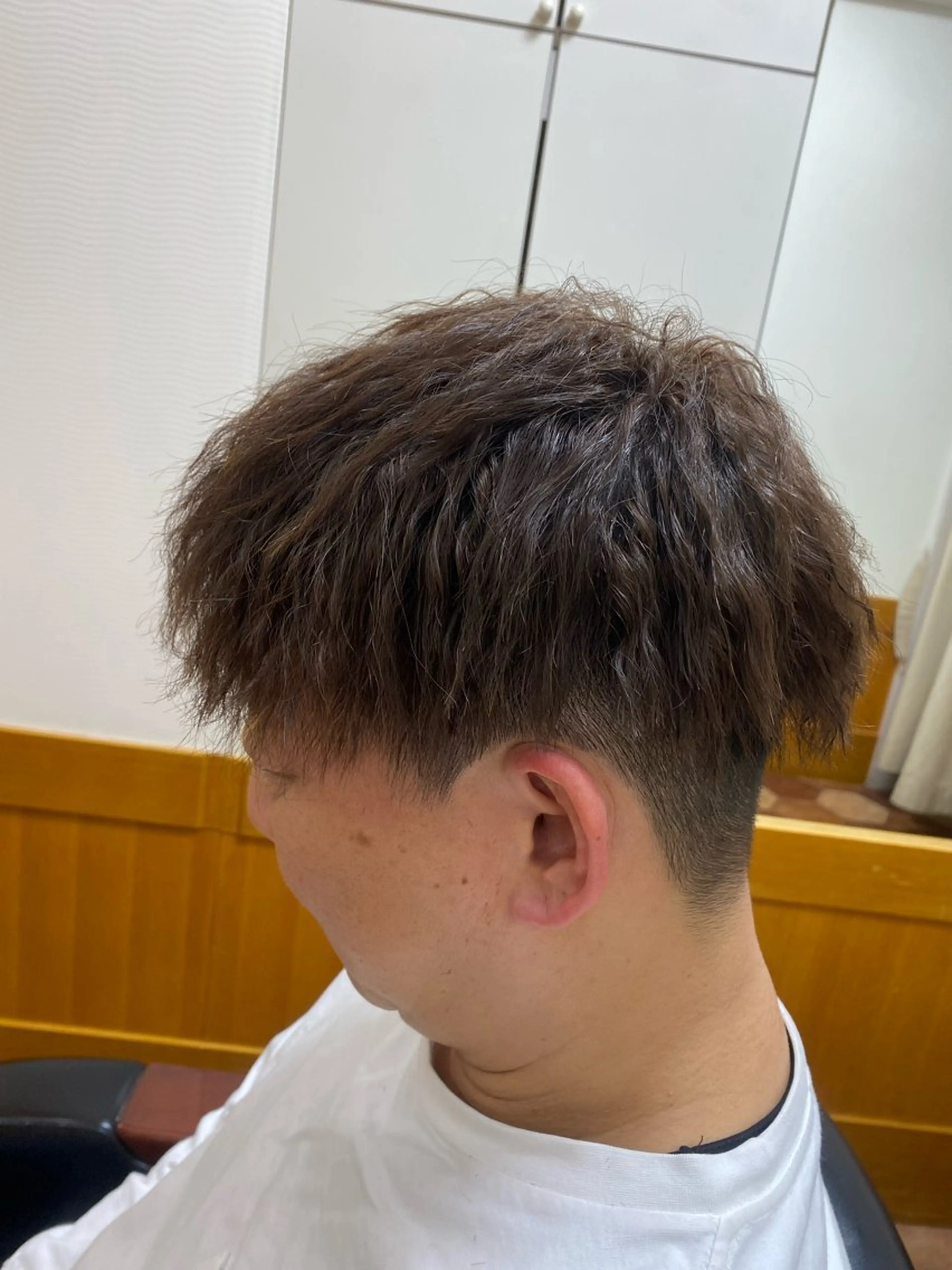 ミディアム パーマ メンズ カット パーマ ヘアサロン大野帝国ホテル店所属・ONO帝国ホテル店 森　敦生のヘアスタイル