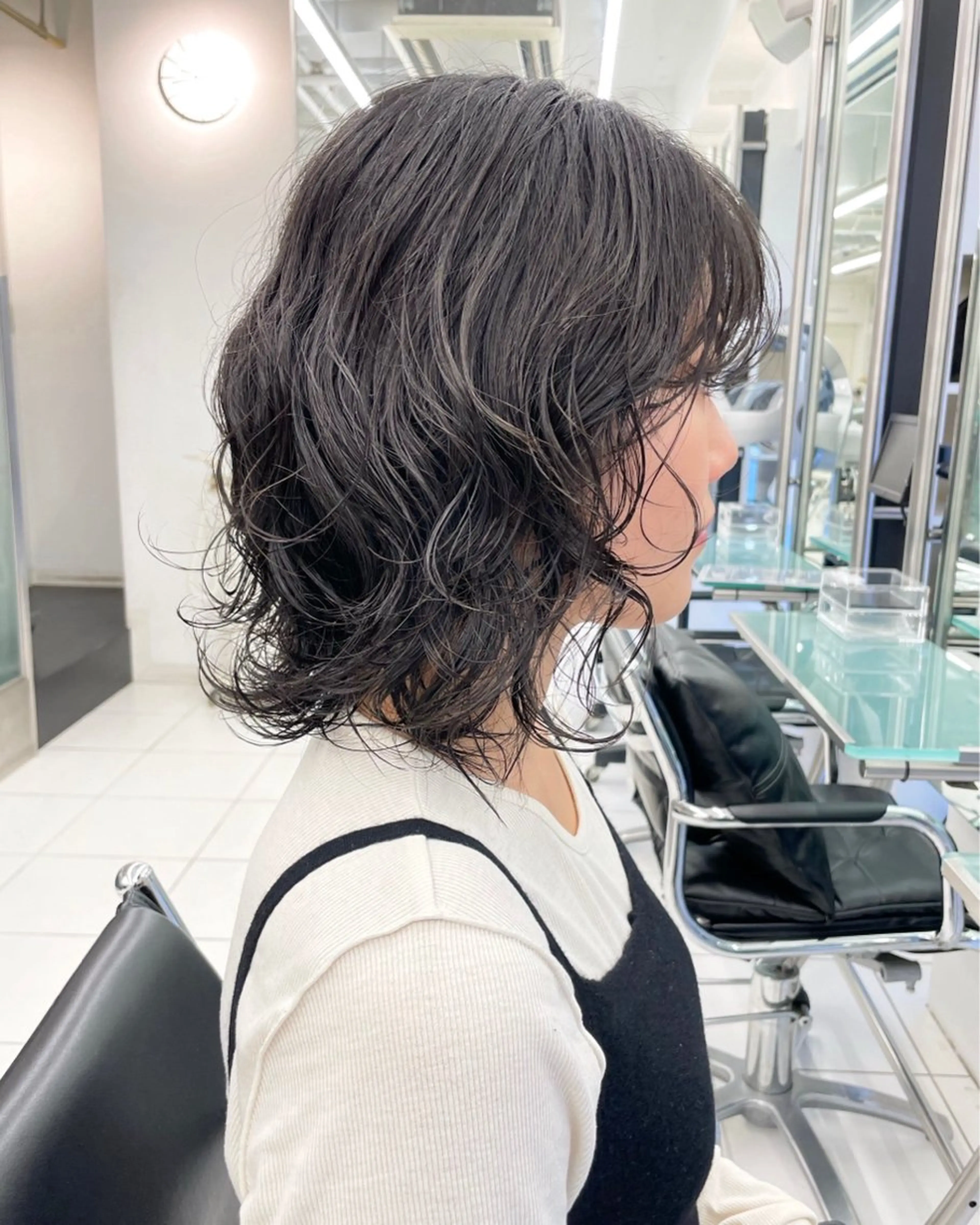 ミディアム パーマ 【本日完全無料】 キサヌキミワのヘアスタイル