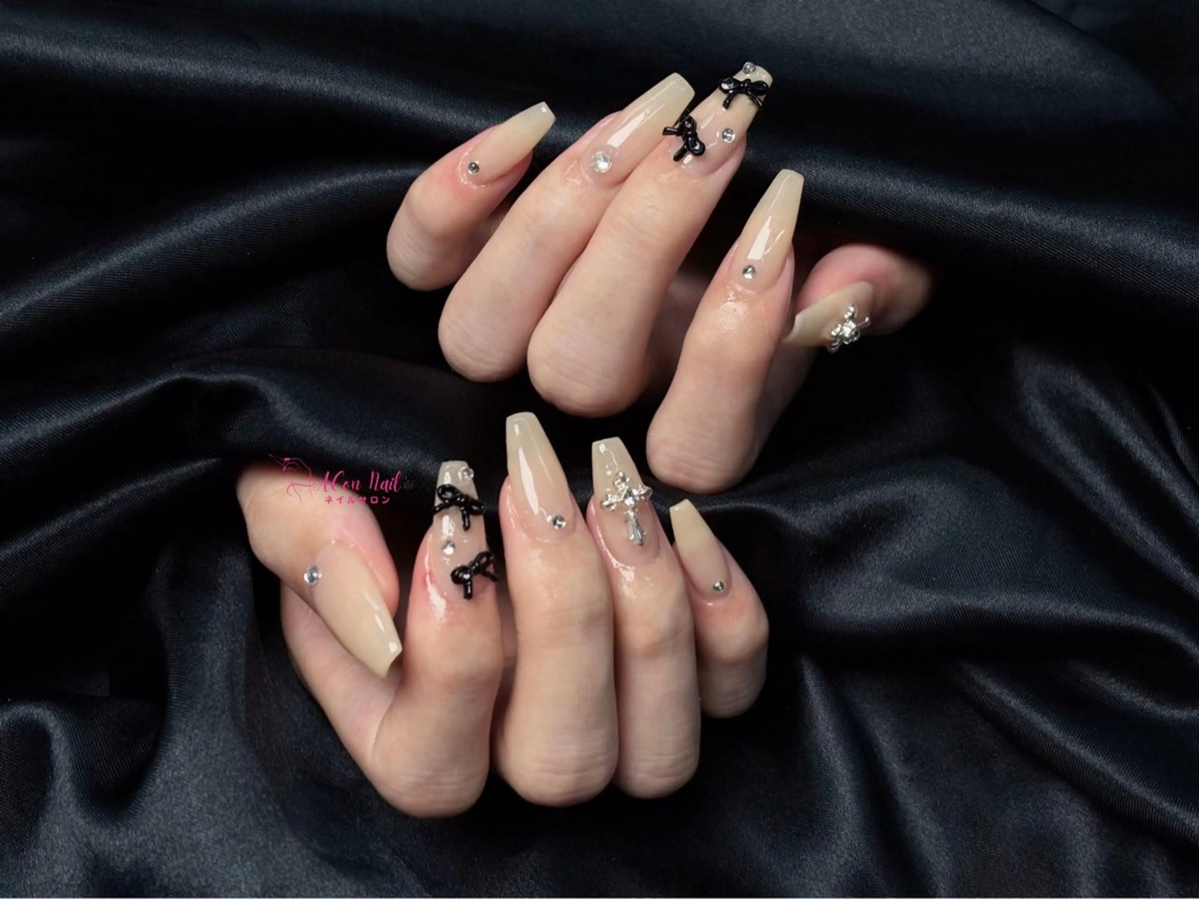 ネイル 桜ネイル 長さ出し フラワーネイル フレンチネイル ジェルネイル ハンドネイル AConNailSalon所属・ACon NailSalonのネイルデザイン