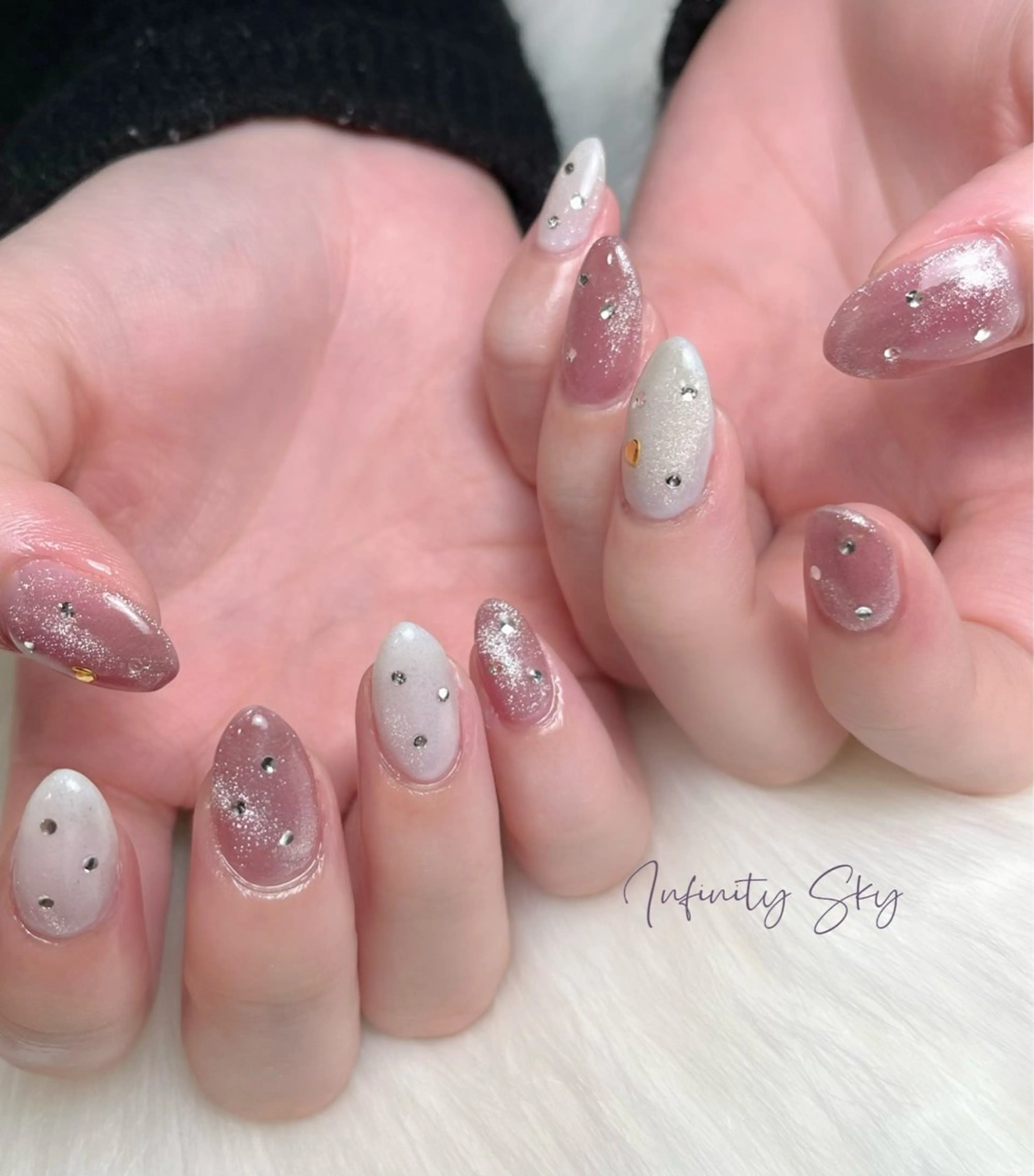 ネイル infinity skyのネイルデザイン