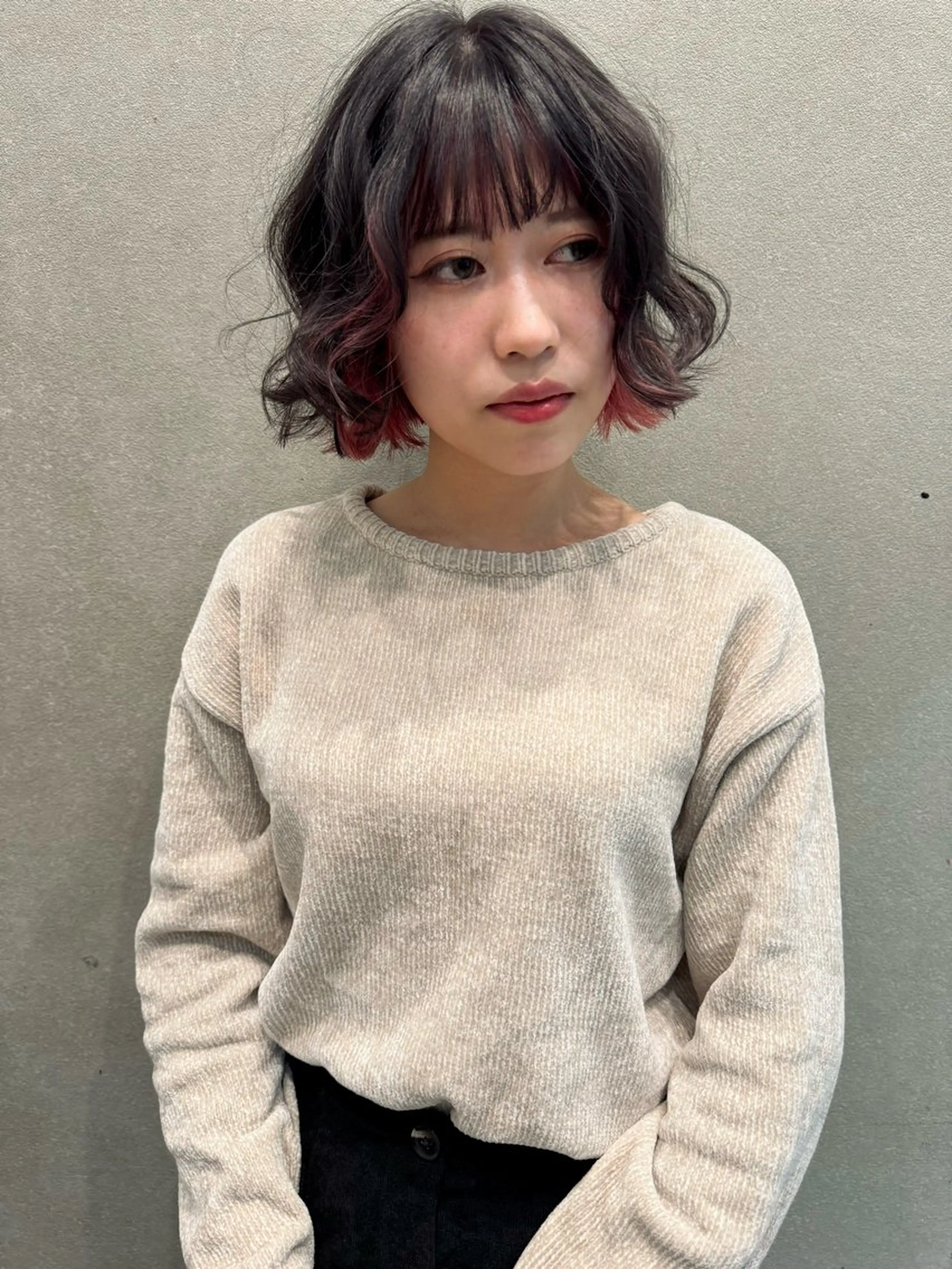 ショート カラー イヤリングカラー カット ヘアカラー トリートメント センスをお届けします 大谷将生INFPのヘアスタイル