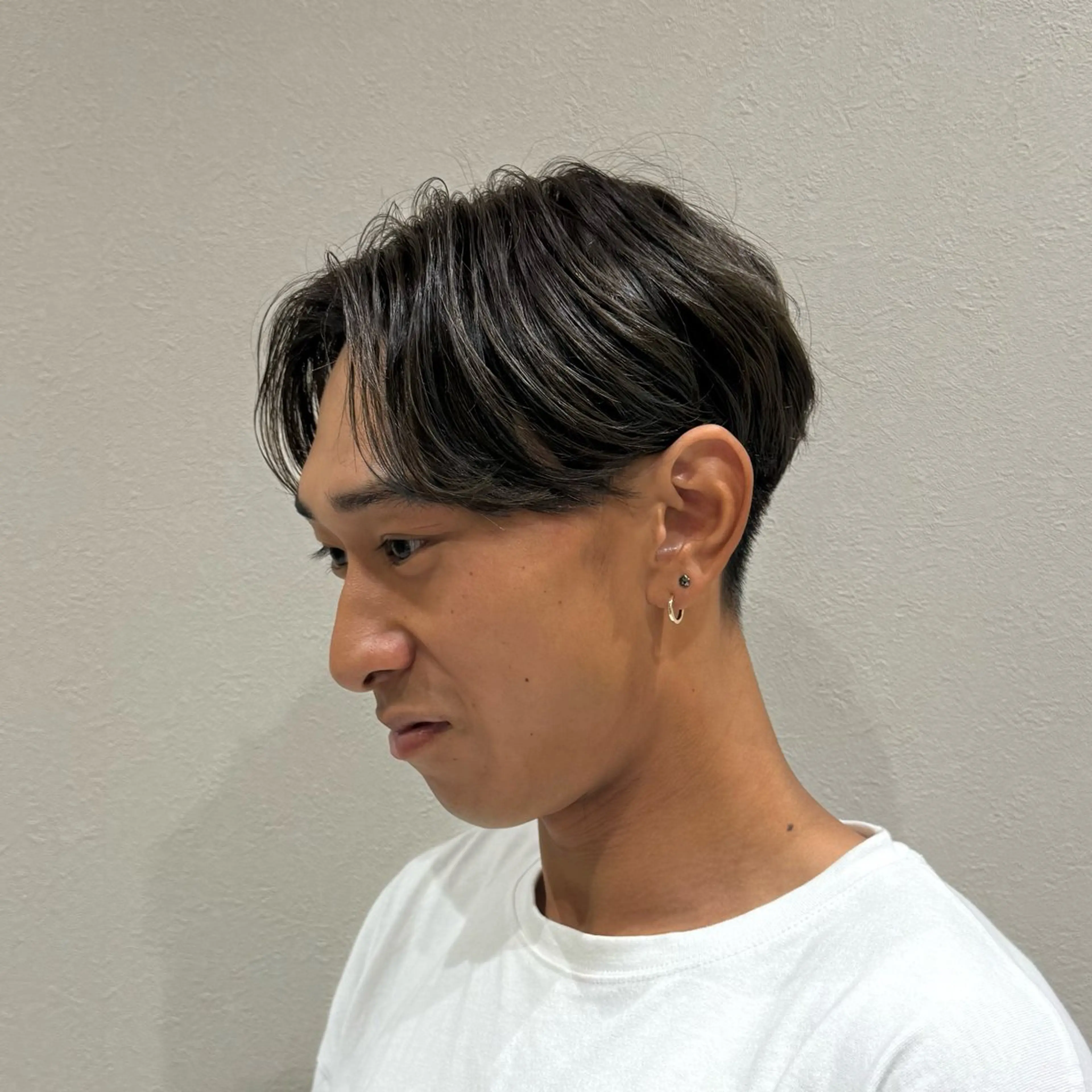 カラー メンズ ヘアカラー トリートメント 韓国レイヤー｜ 透明感カラー｜ココナのヘアスタイル