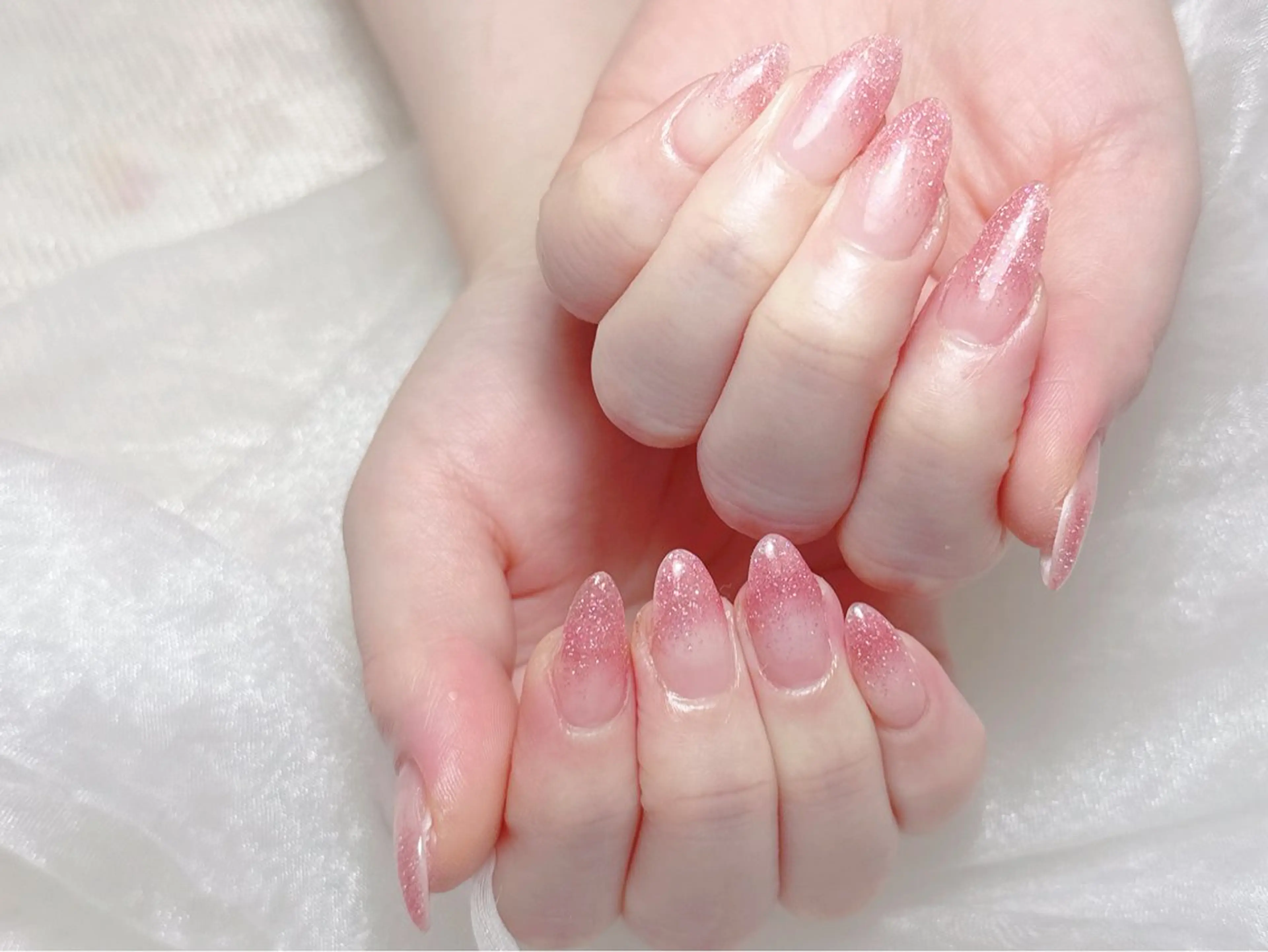 ネイル オーロラネイル フレンチネイル グラデーション 韓国ネイル マグネットネイル ハンドネイル NOA NAILのネイルデザイン
