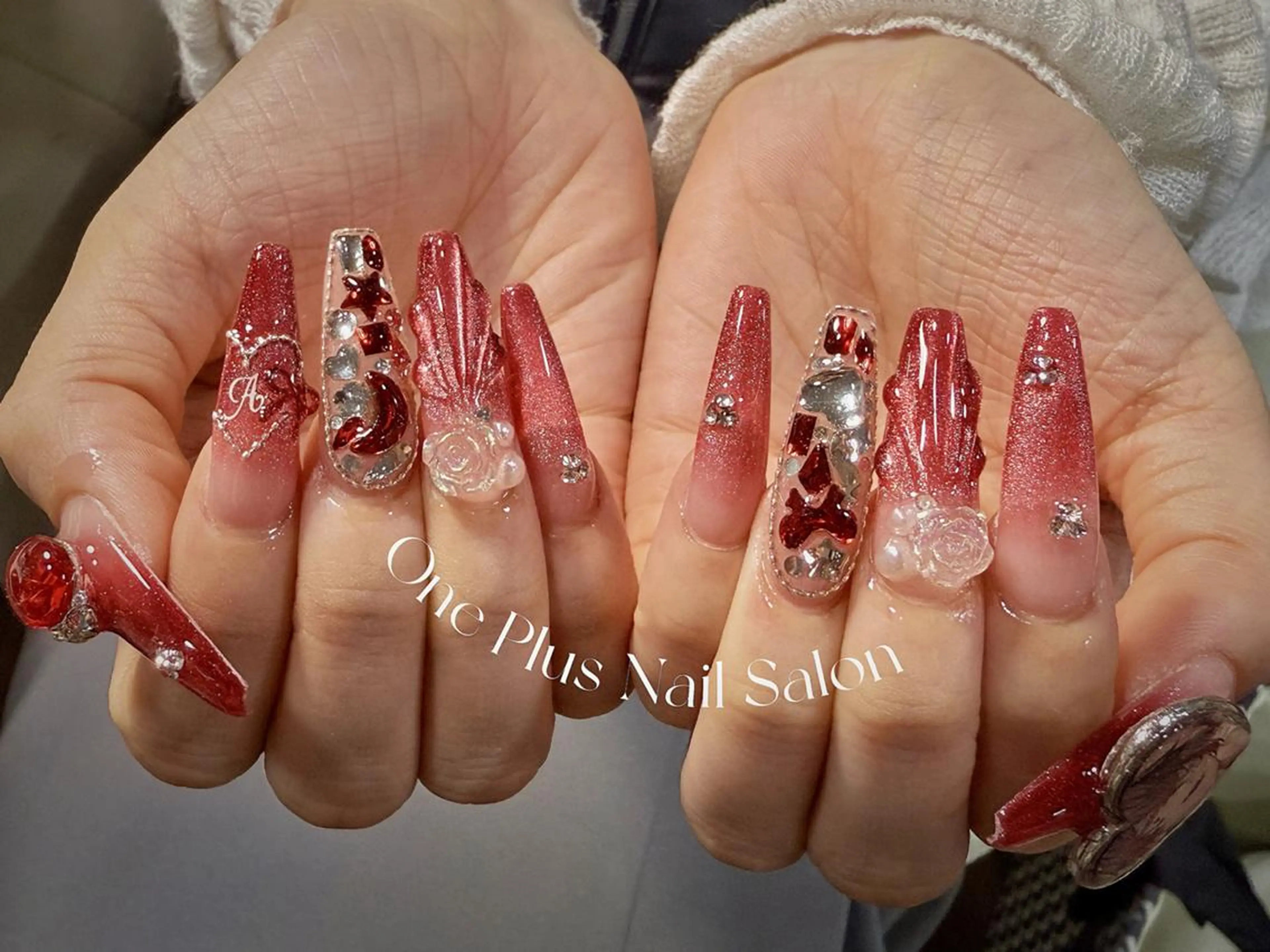 ネイル オーロラネイル 長さ出し フットネイル フレンチネイル ジェルネイル One Plus Nail Salonのネイルデザイン