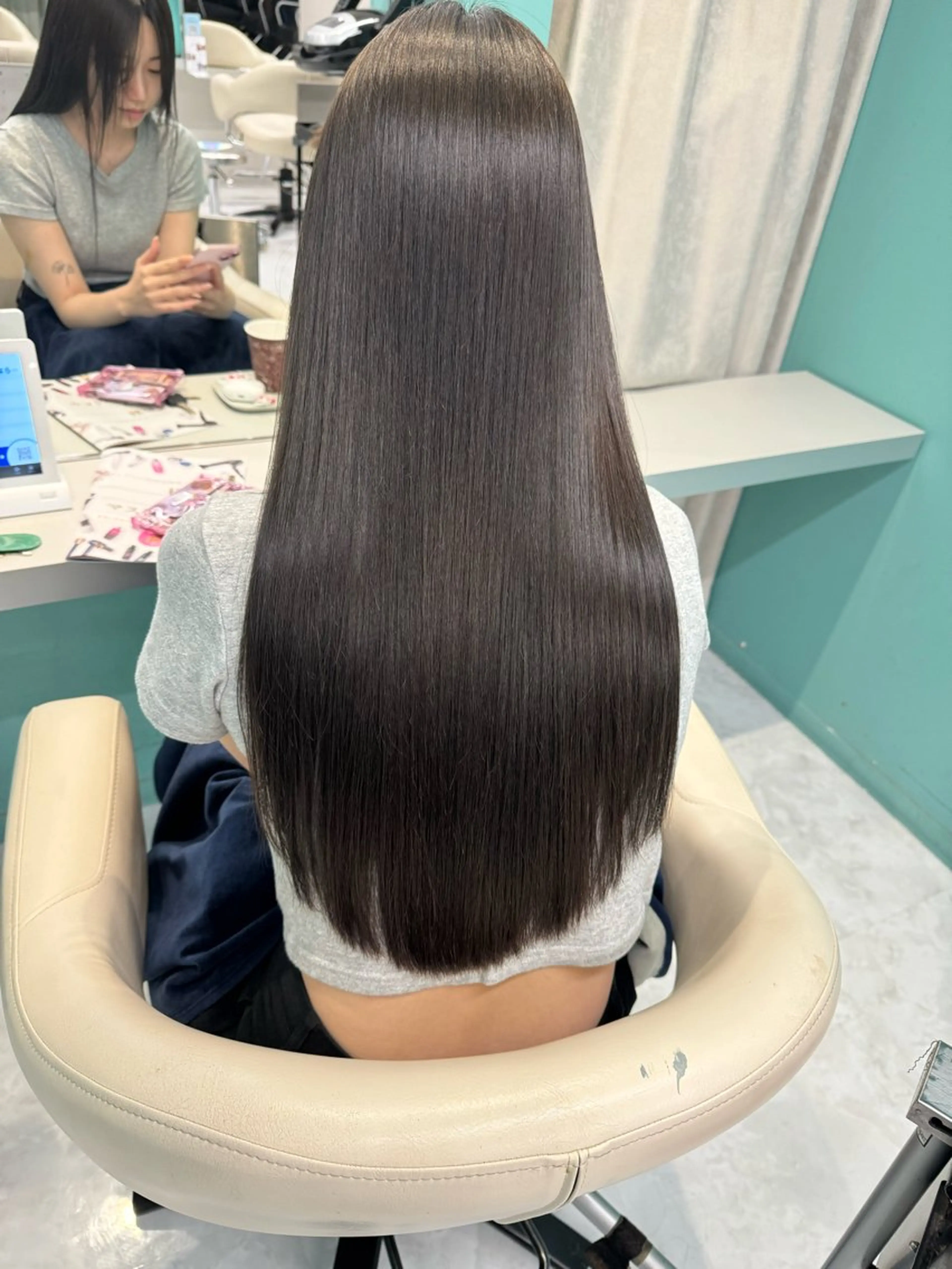 ロング 髪質改善 トリートメント カット ヘアカラー 縮毛矯正 トリートメント 髪質改善　縮毛矯正 池本有宏のヘアスタイル