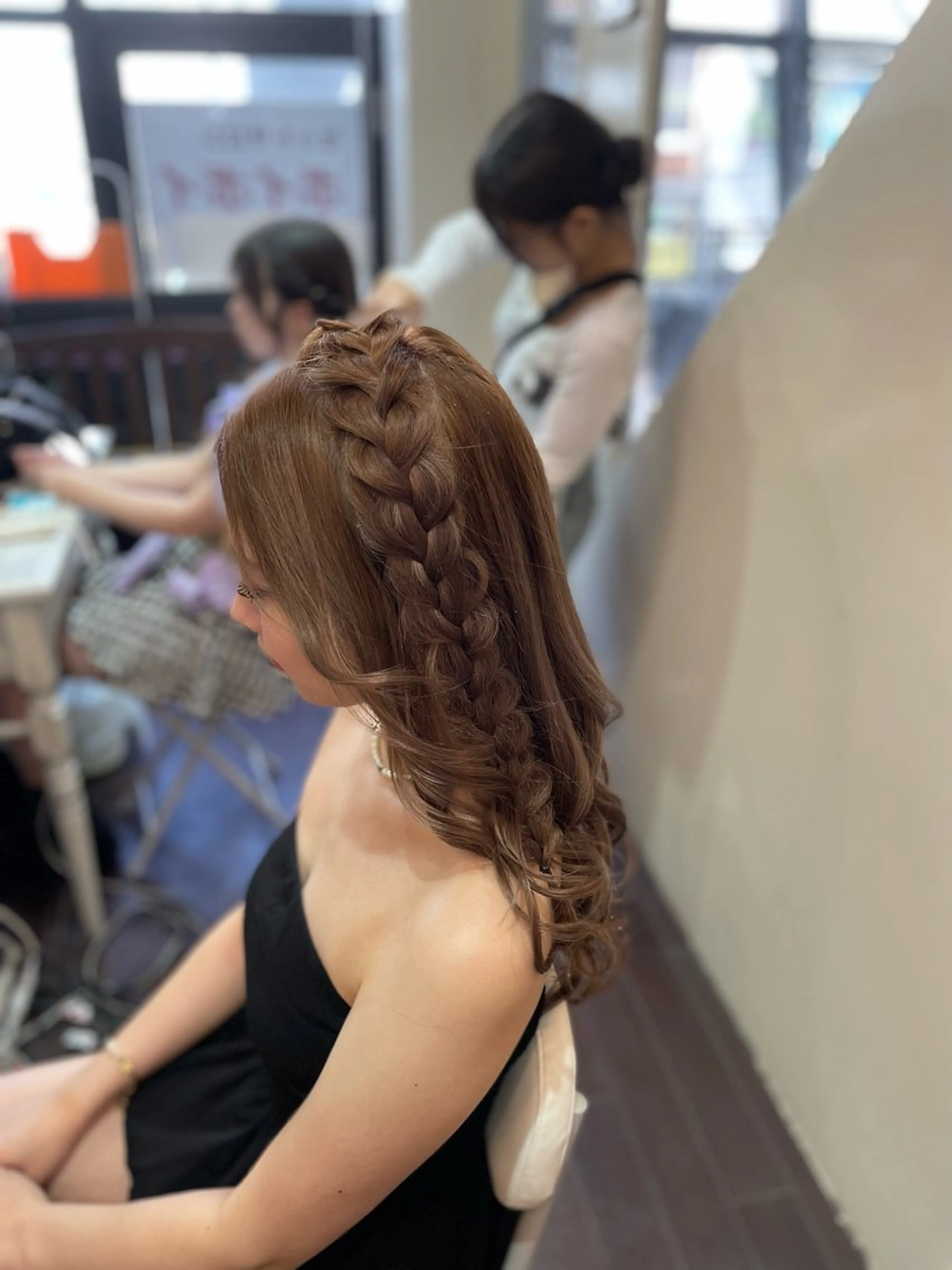 ロング ヘアアレンジ ヘアセットサロン ボイボイのヘアスタイル