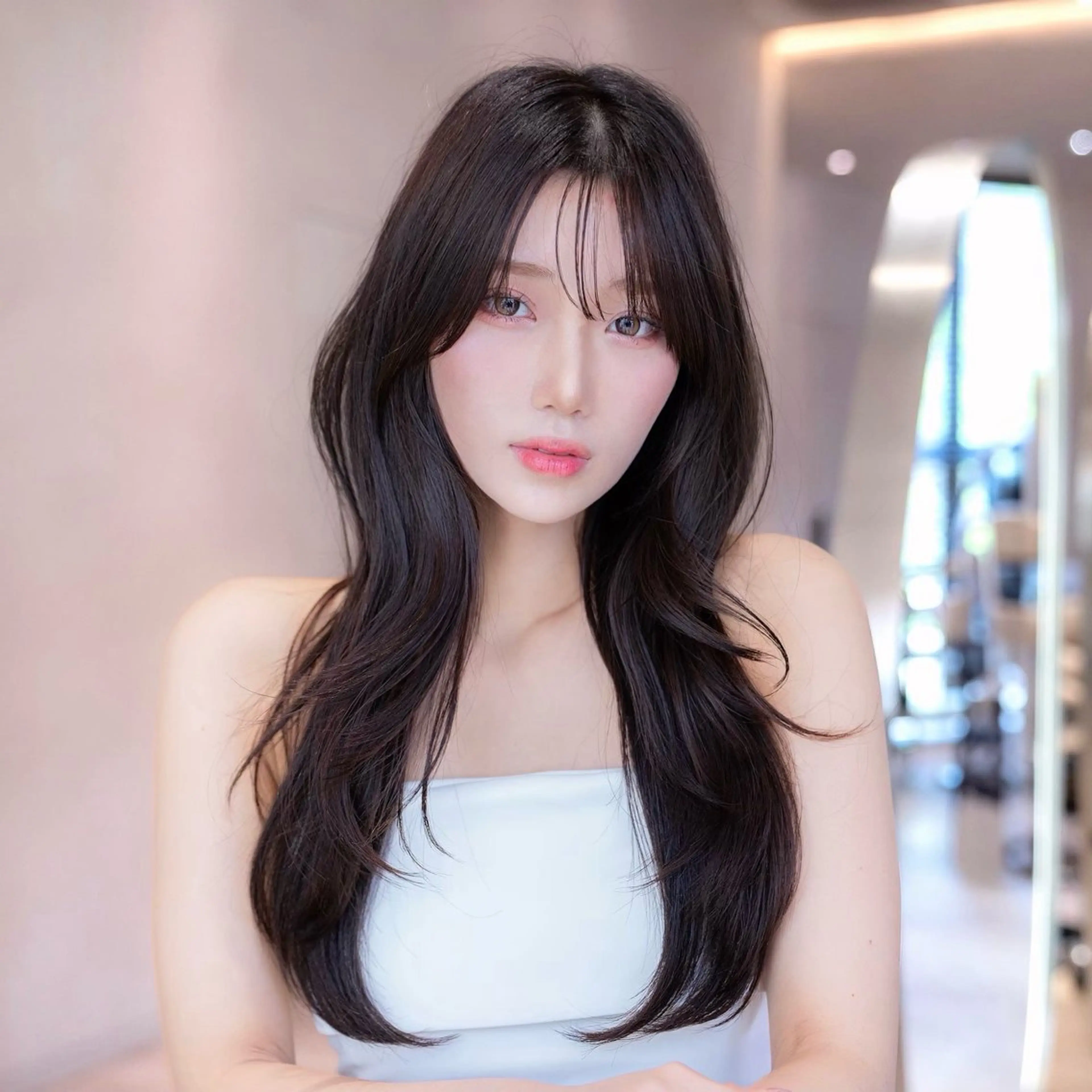 ロング カラー 透明感カラー 韓国風ヘア レイヤーカット ロング カット ヘアカラー 渋谷/韓国レイヤー/ 艶カラー/nanoのヘアスタイル