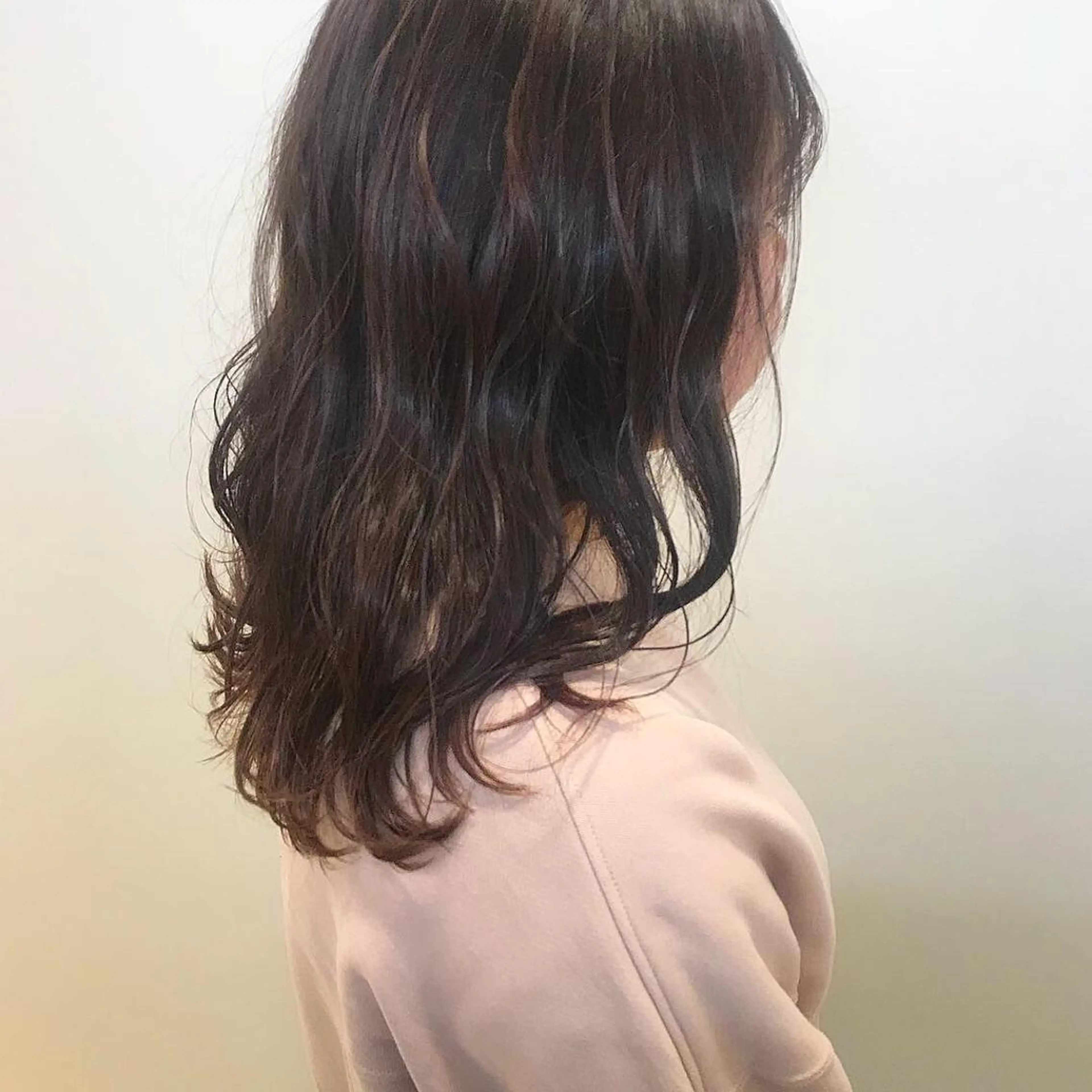 セミロング カラー riho/ブリーチ/ デザインカラー/辻堂のヘアスタイル