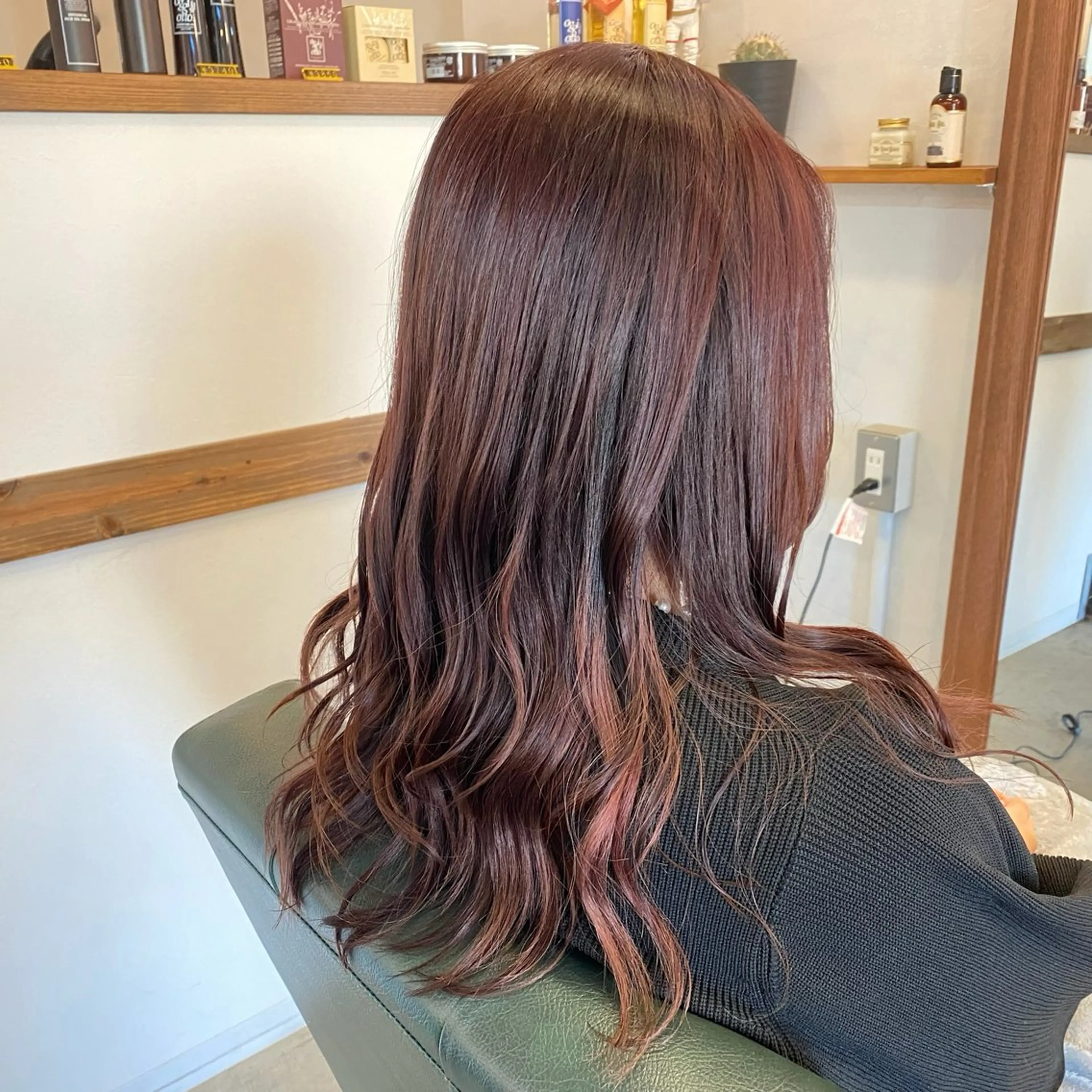 セミロング カラー 'Inovel'所属・木宮 美緒のヘアスタイル