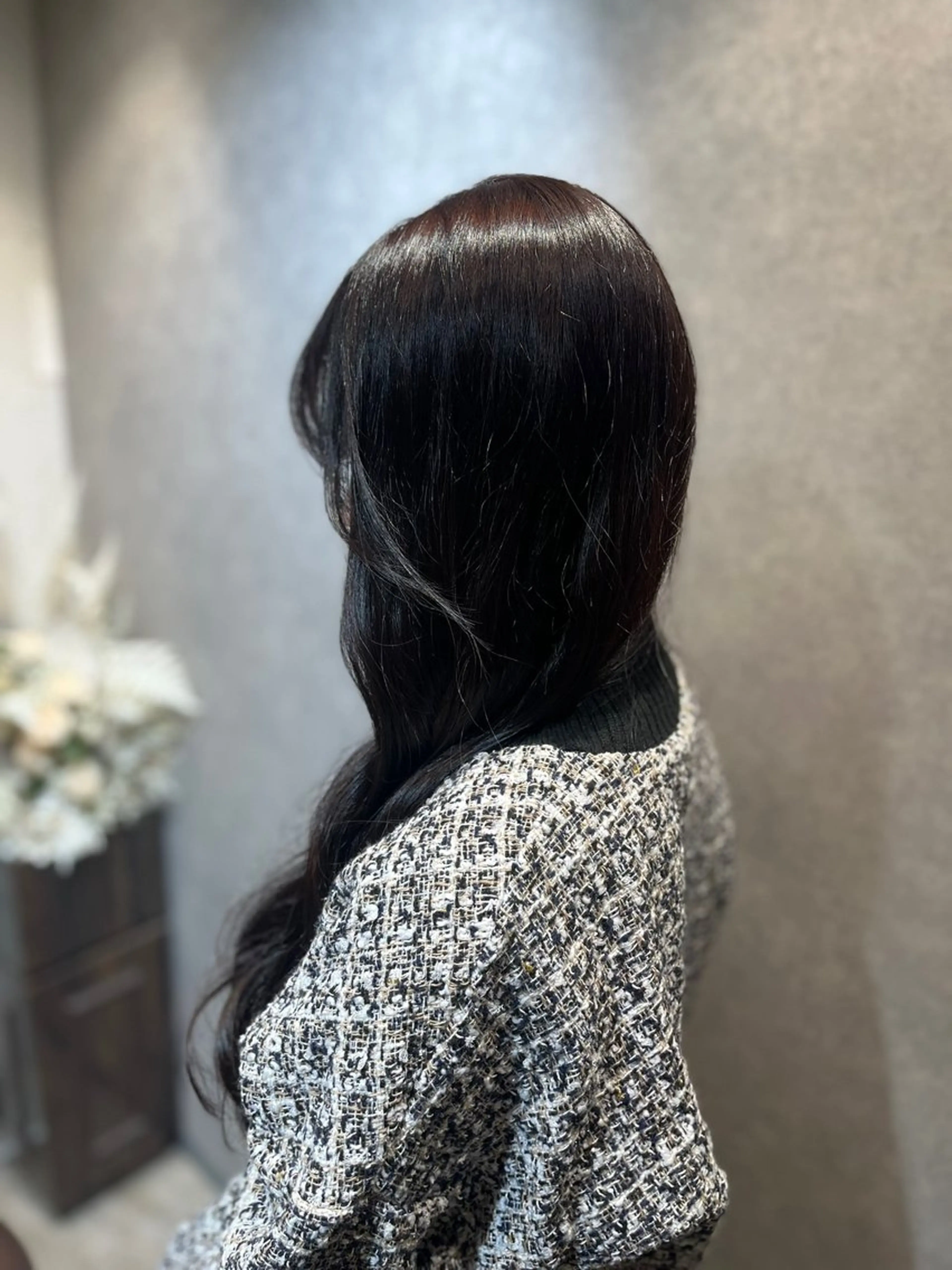 ロング カラー パープルカラー ヘアカラー 透明感カラー🫧胸元 彩那🩰ྀིのヘアスタイル