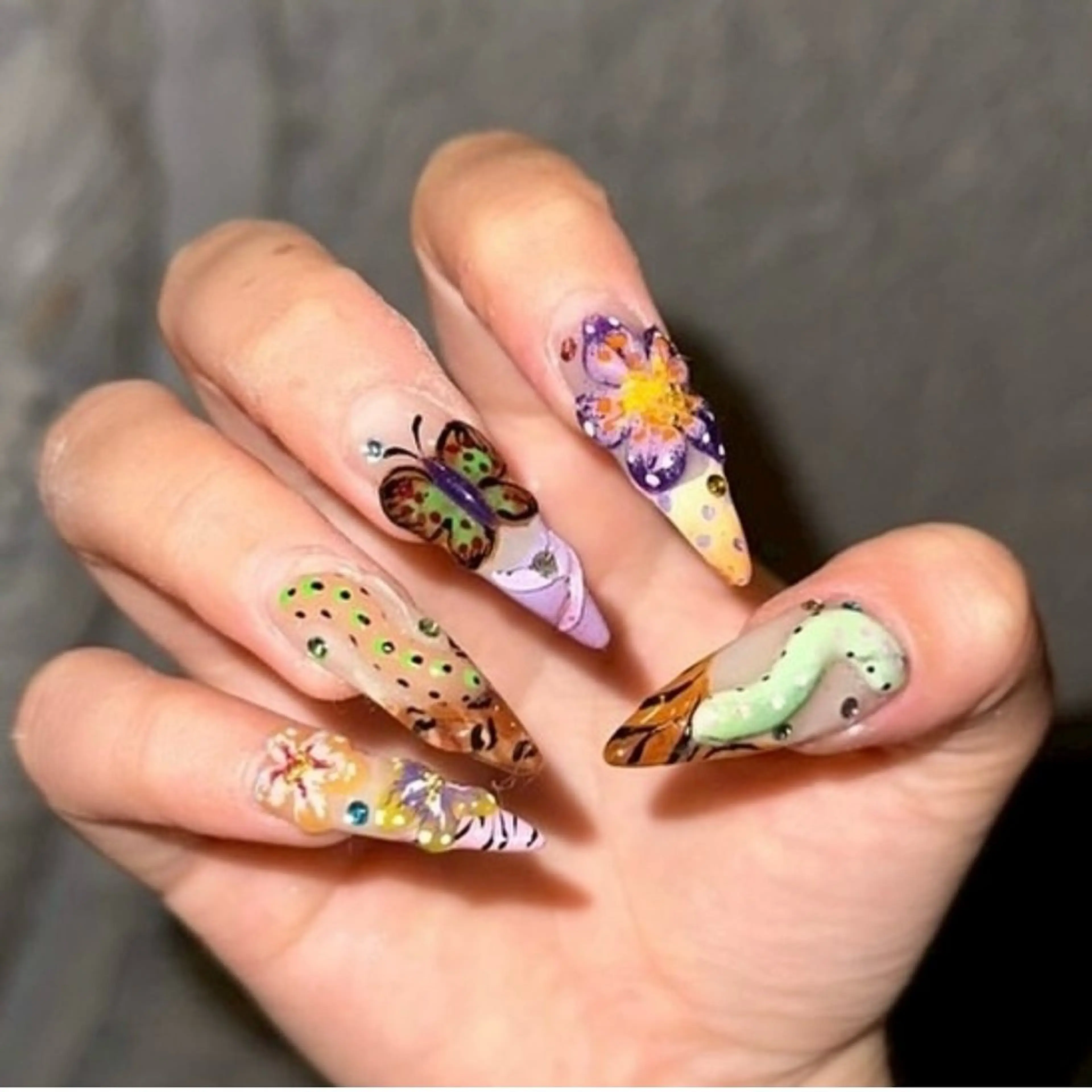 ネイル ハンドネイル フットネイル ゆびノさき +ikebukuroのネイルデザイン