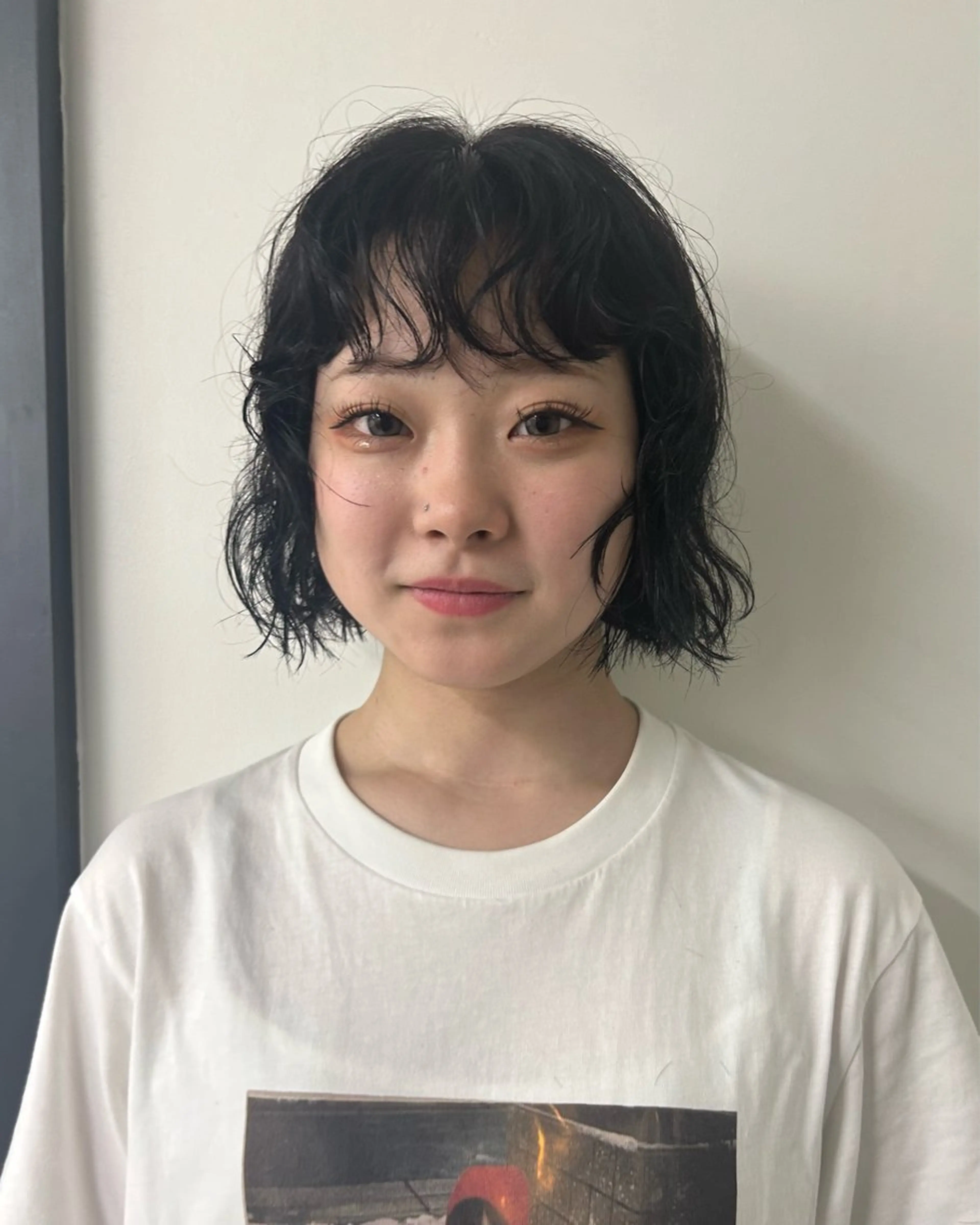 ショート カラー パーマ ボブ くせ毛 顔まわりレイヤー 顔周りカット 伸ばしかけ 名古屋栄/ブリーチ/ ボブ🧃木下桃嘉のヘアスタイル