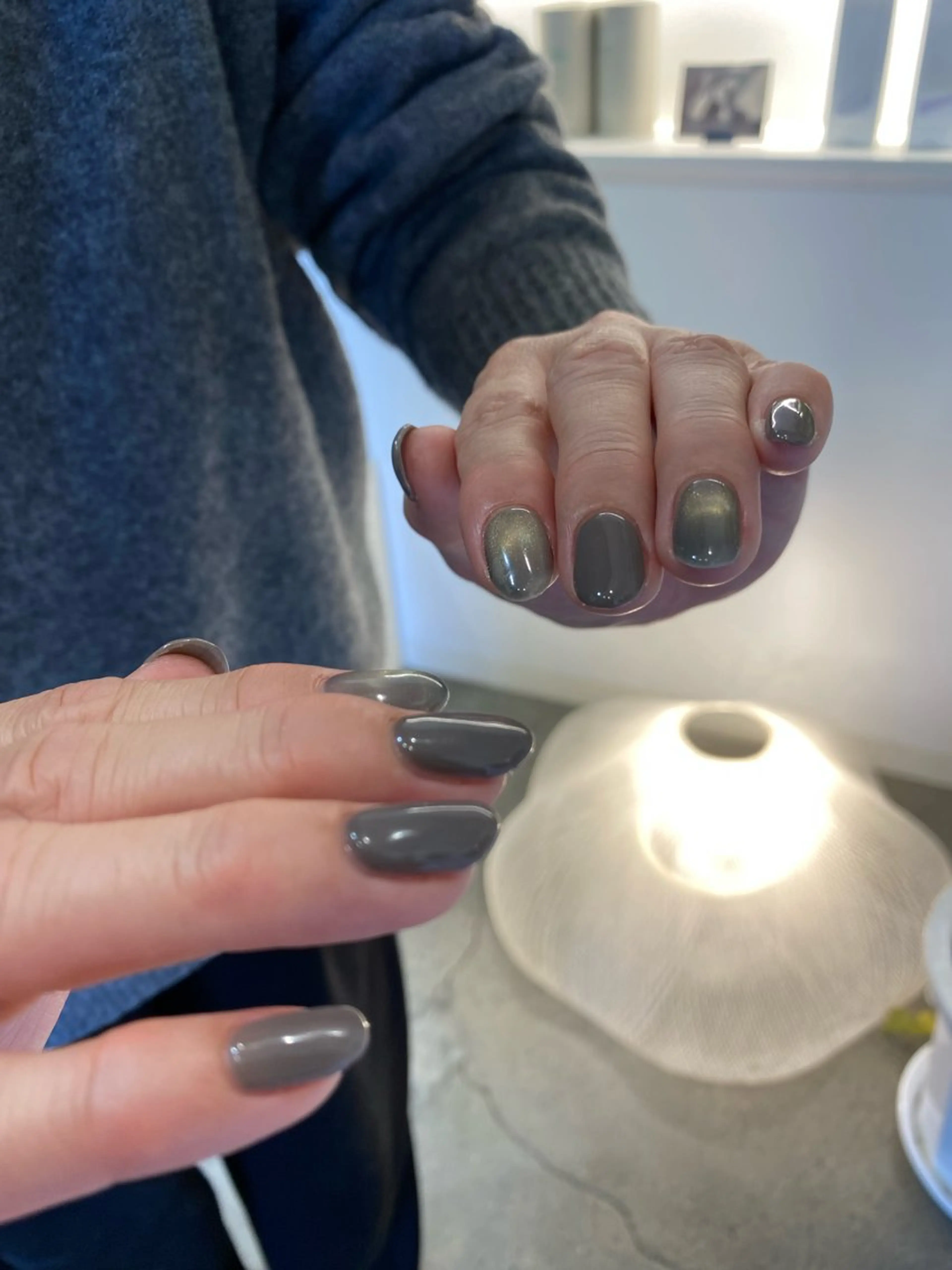 ネイル whitepaper 🔷IZUMIのネイルデザイン