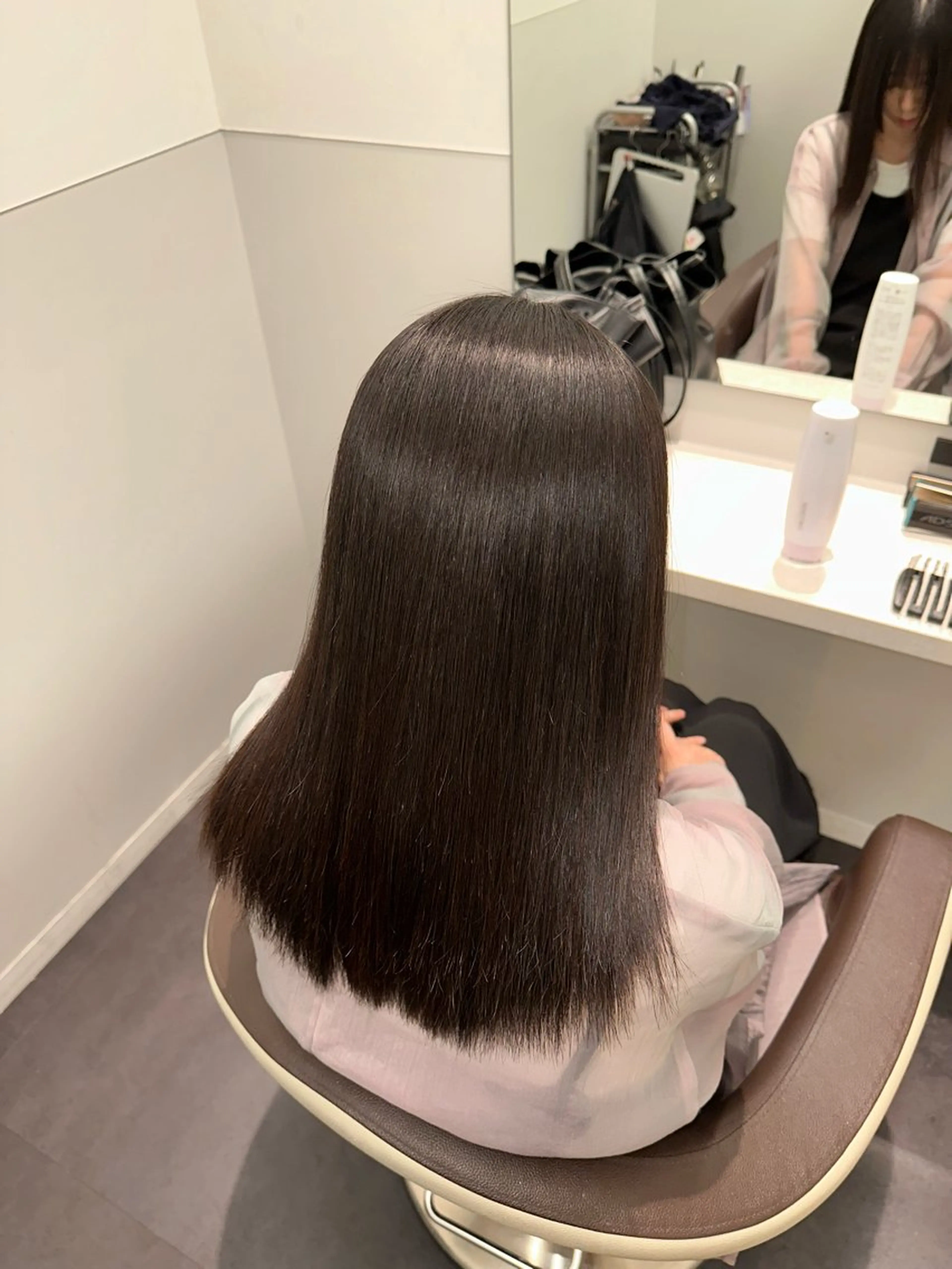 セミロング Wisteria所属・美髪特化✨ 伊織✨縮毛矯正✨のヘアスタイル