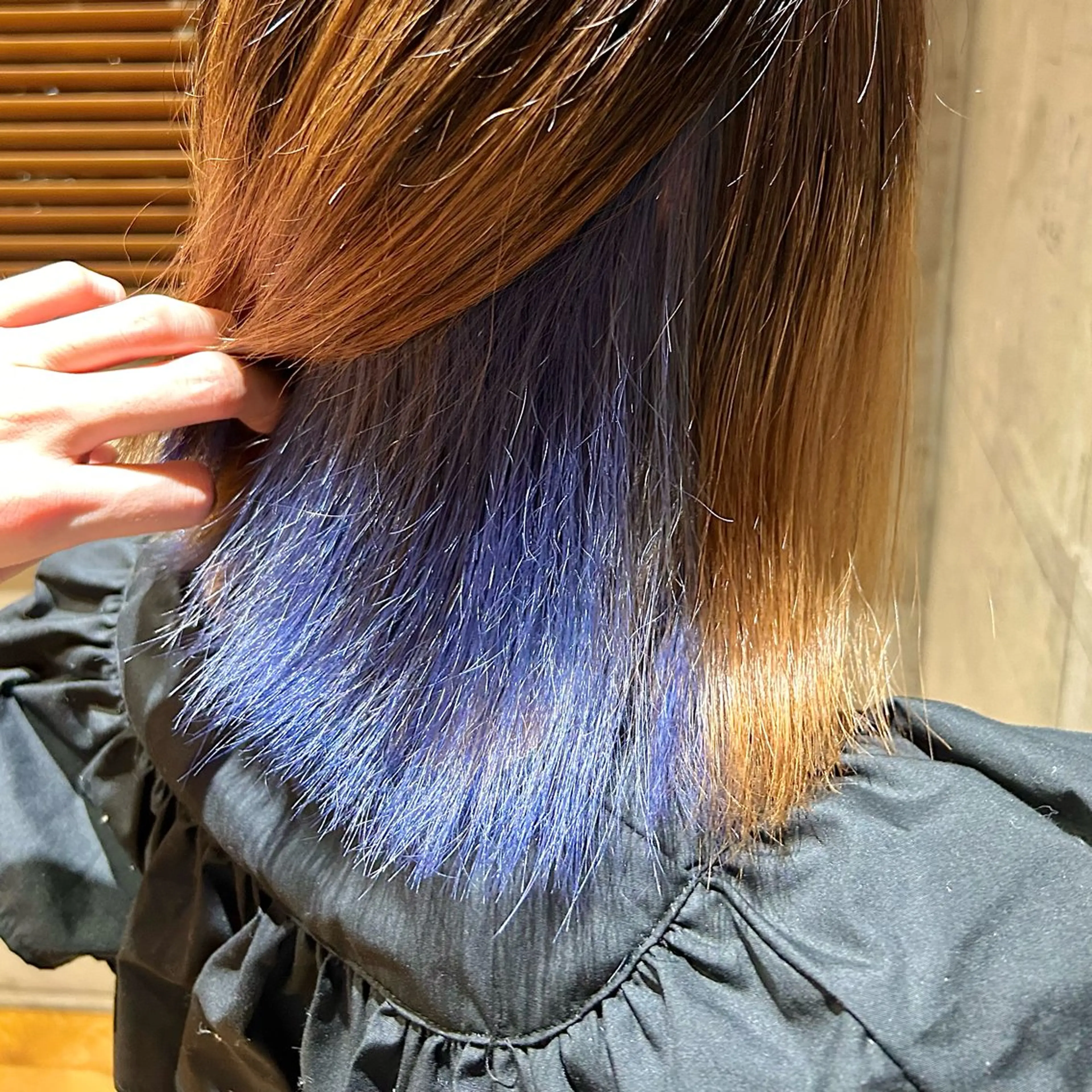 セミロング カラー ブルーカラー ブルーバイオレット インナーカラー バイオレットカラー インナーカラー ✂️櫻井海星のヘアスタイル
