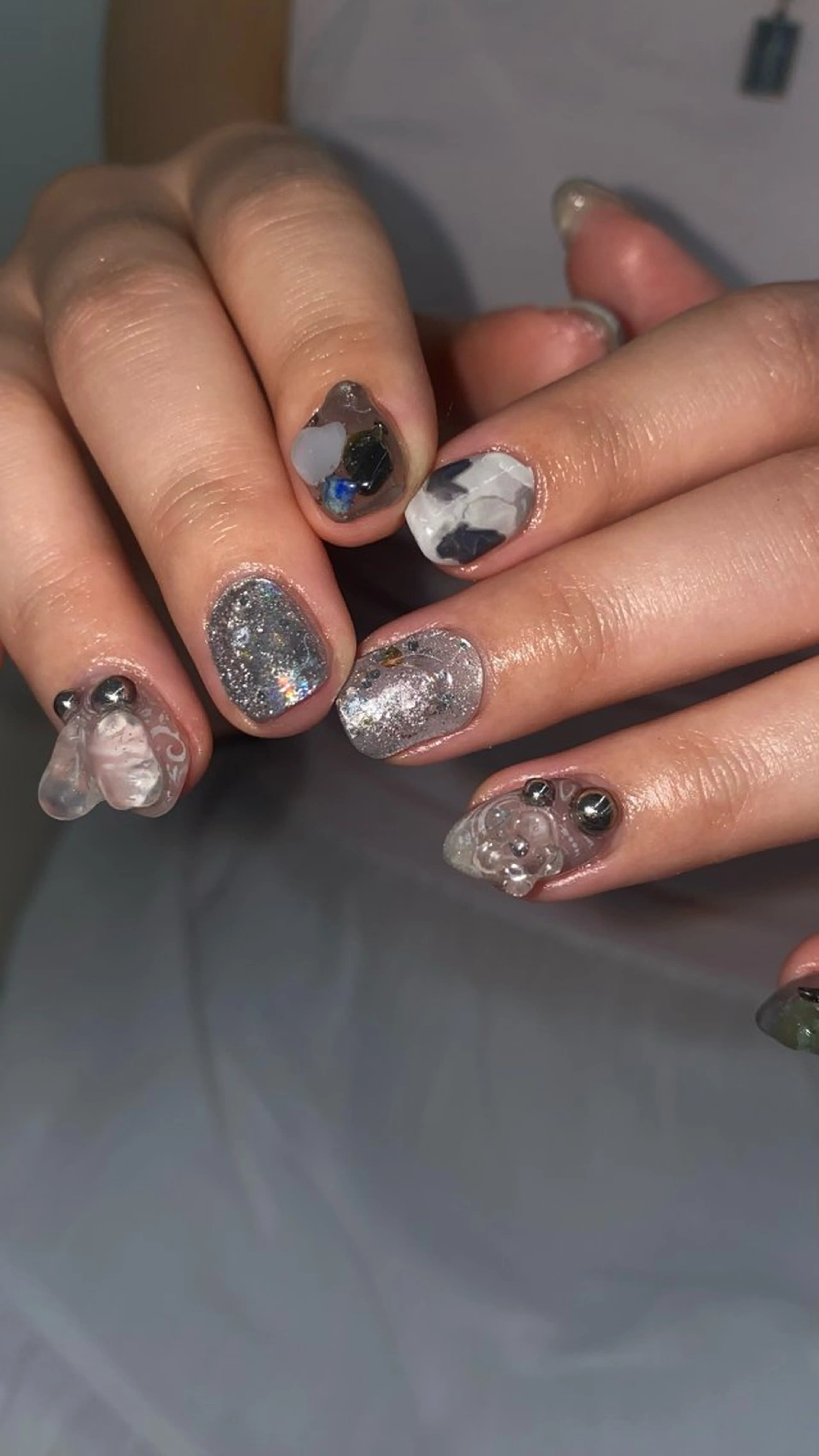 ネイル アートネイル ルル　シェアサロン所属・tome much kyokaのネイルデザイン