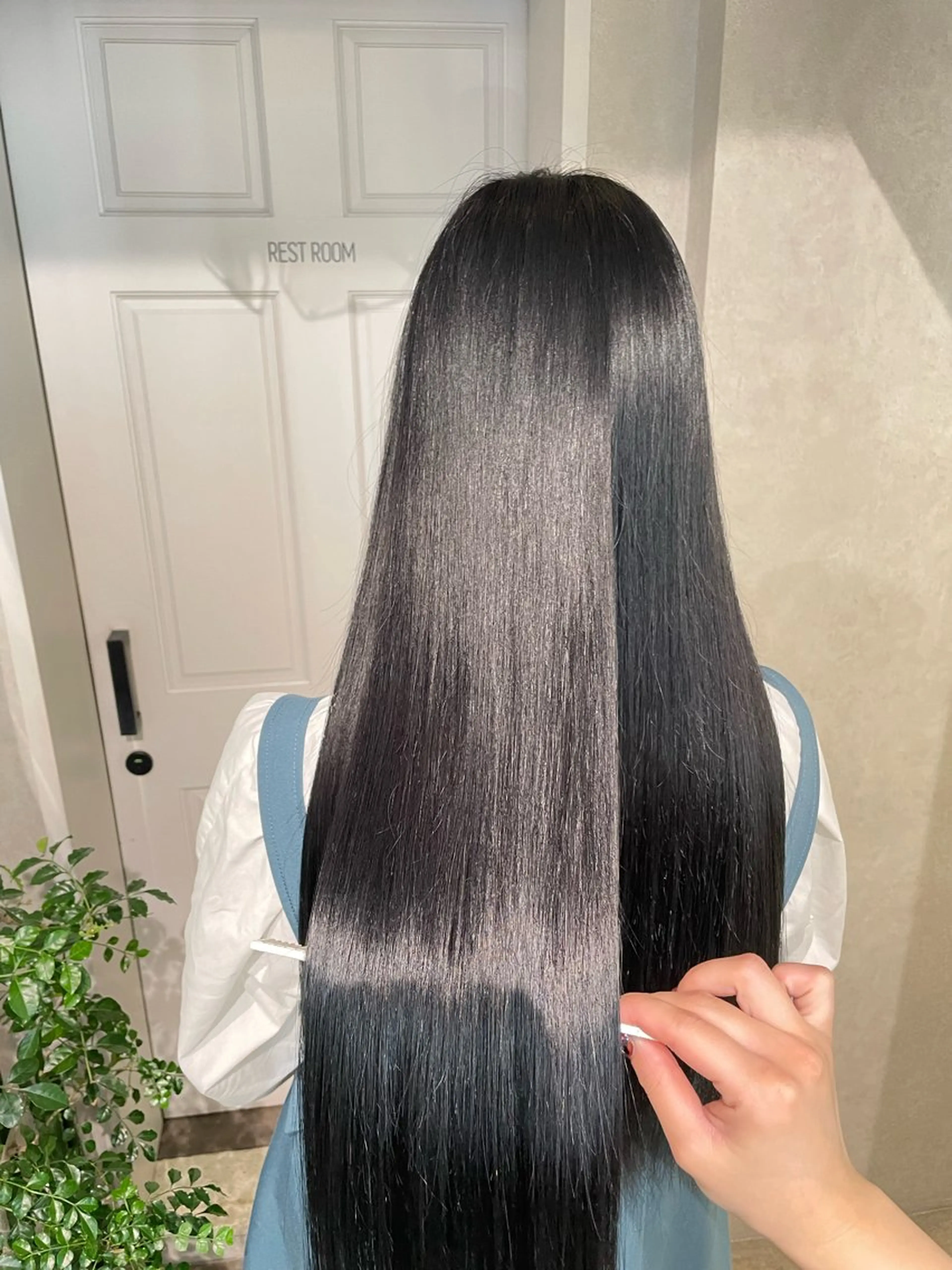 ロング カラー 縮毛矯正 縮毛矯正 ナチュラル透明感🌱 小山美樹子のヘアスタイル