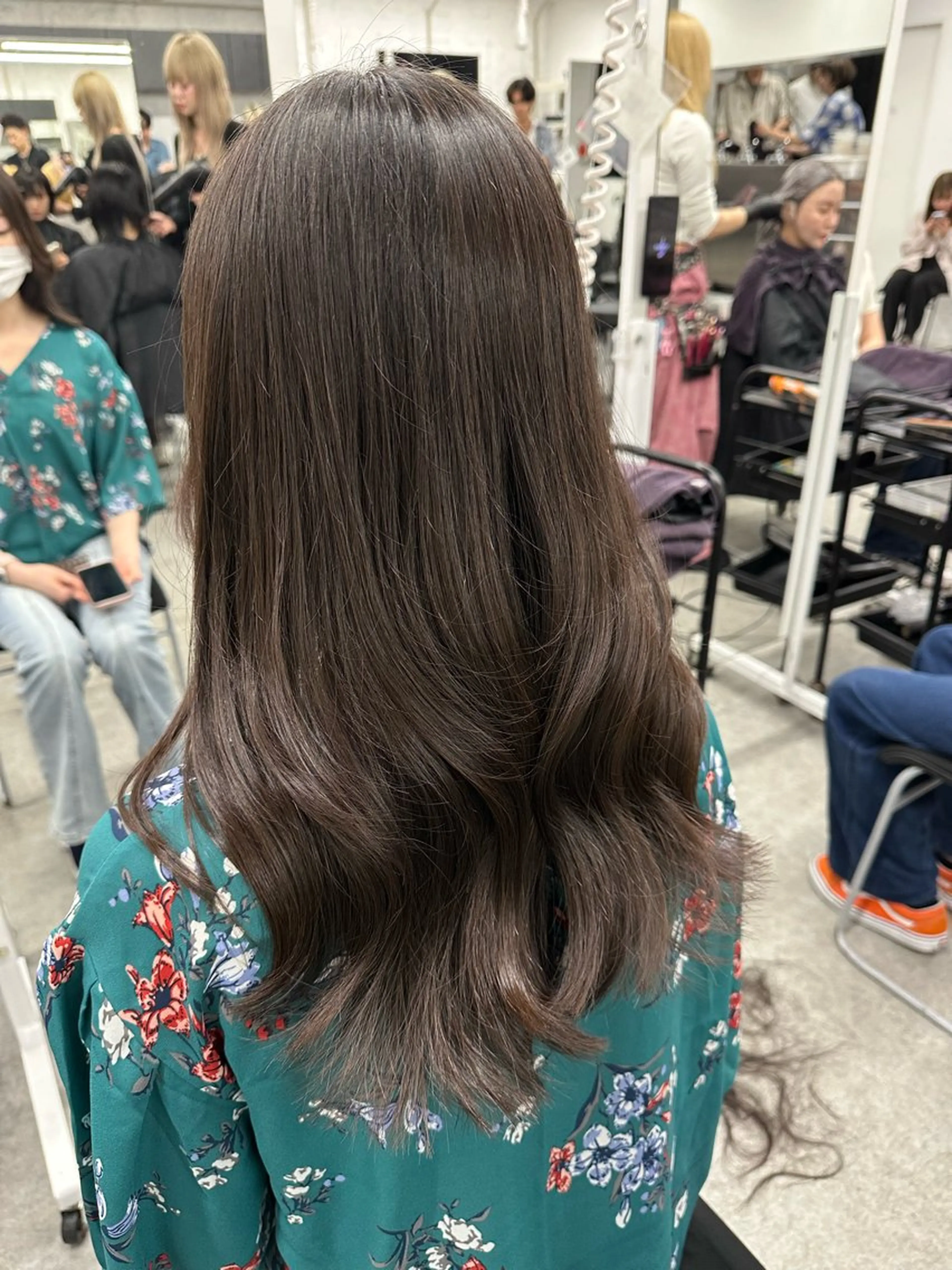 ミディアム カット ヘアカラー トリートメント ナチュラルhair 🌿meariのヘアスタイル