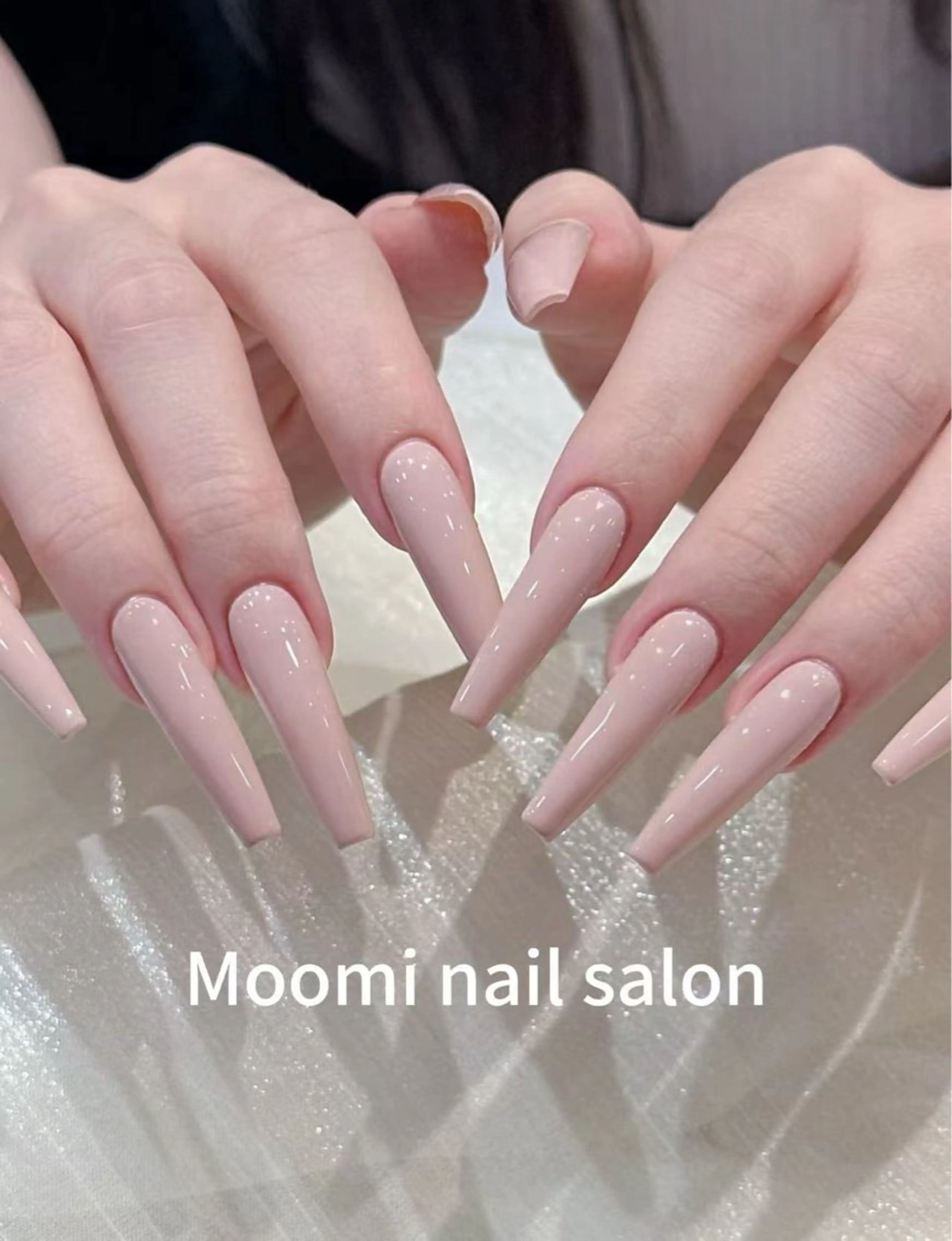 ロング ハンドネイル moomi ゆりのネイルデザイン