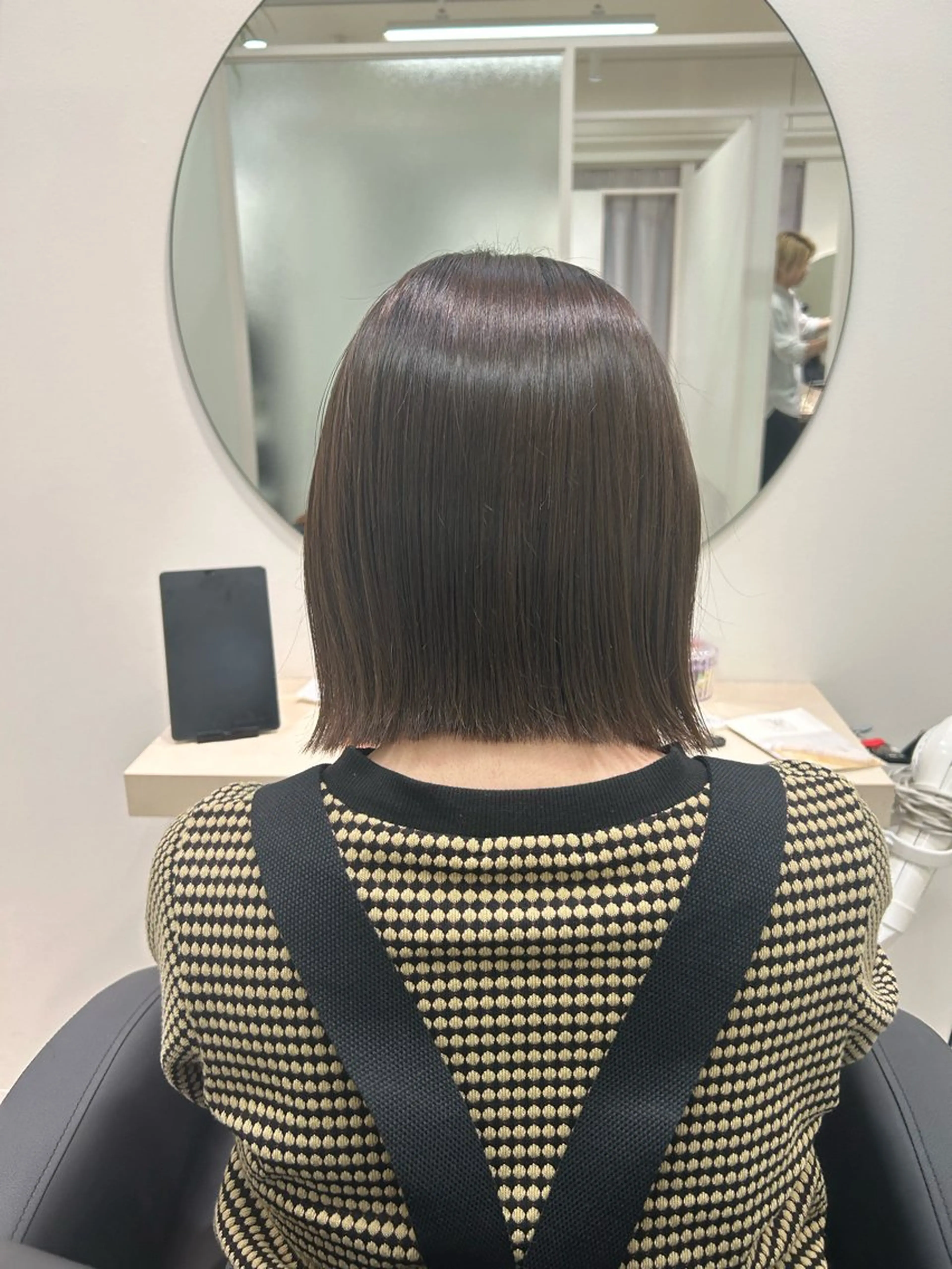 ショート カラー ベージュカラー 透明感カラー オリーブベージュ オリーブカラー ボブ カット ヘアカラー トリートメント 🤍MIREA🤍 tocca茨木店のヘアスタイル