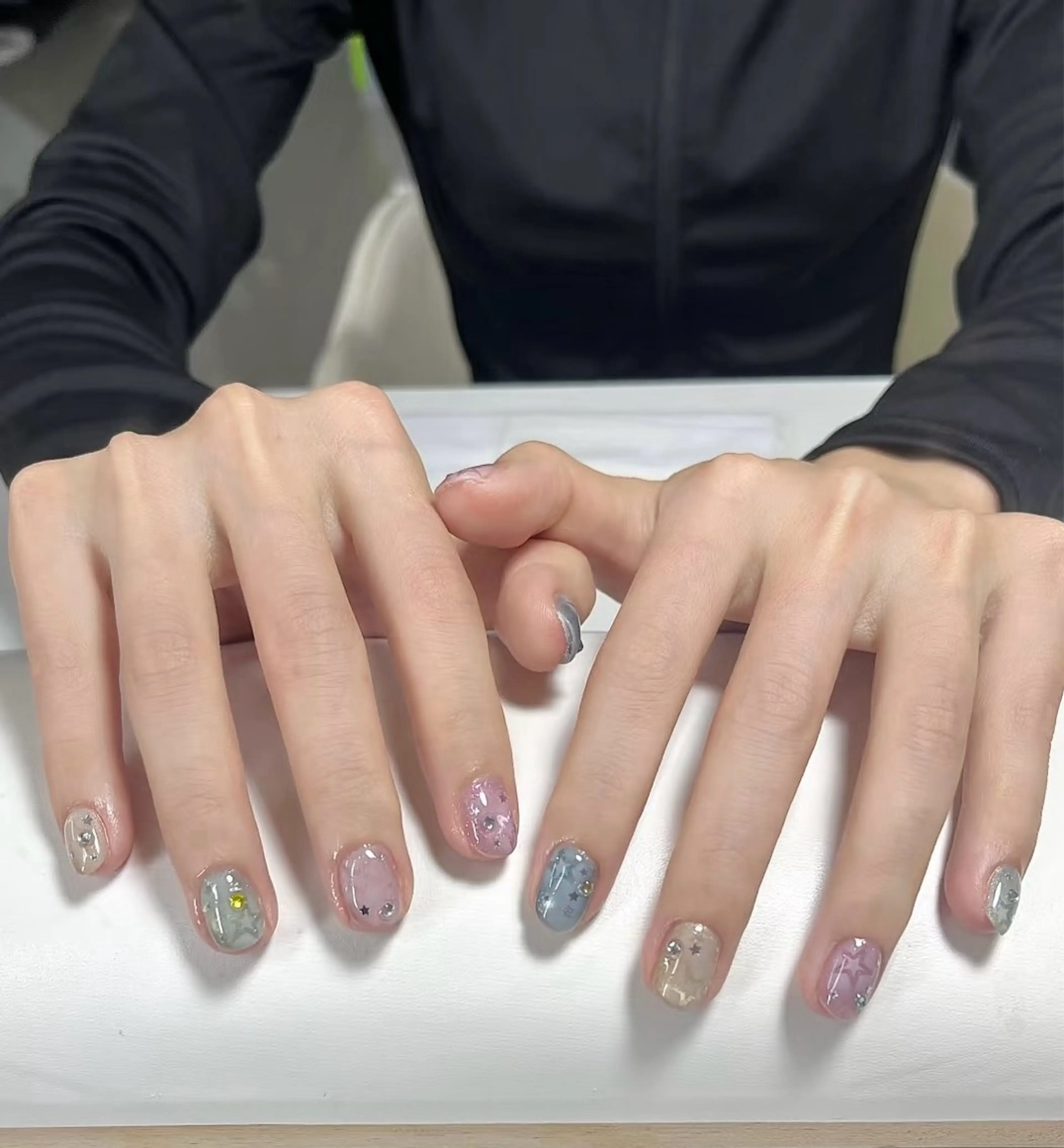 ネイル 高木 維麗絲のネイルデザイン