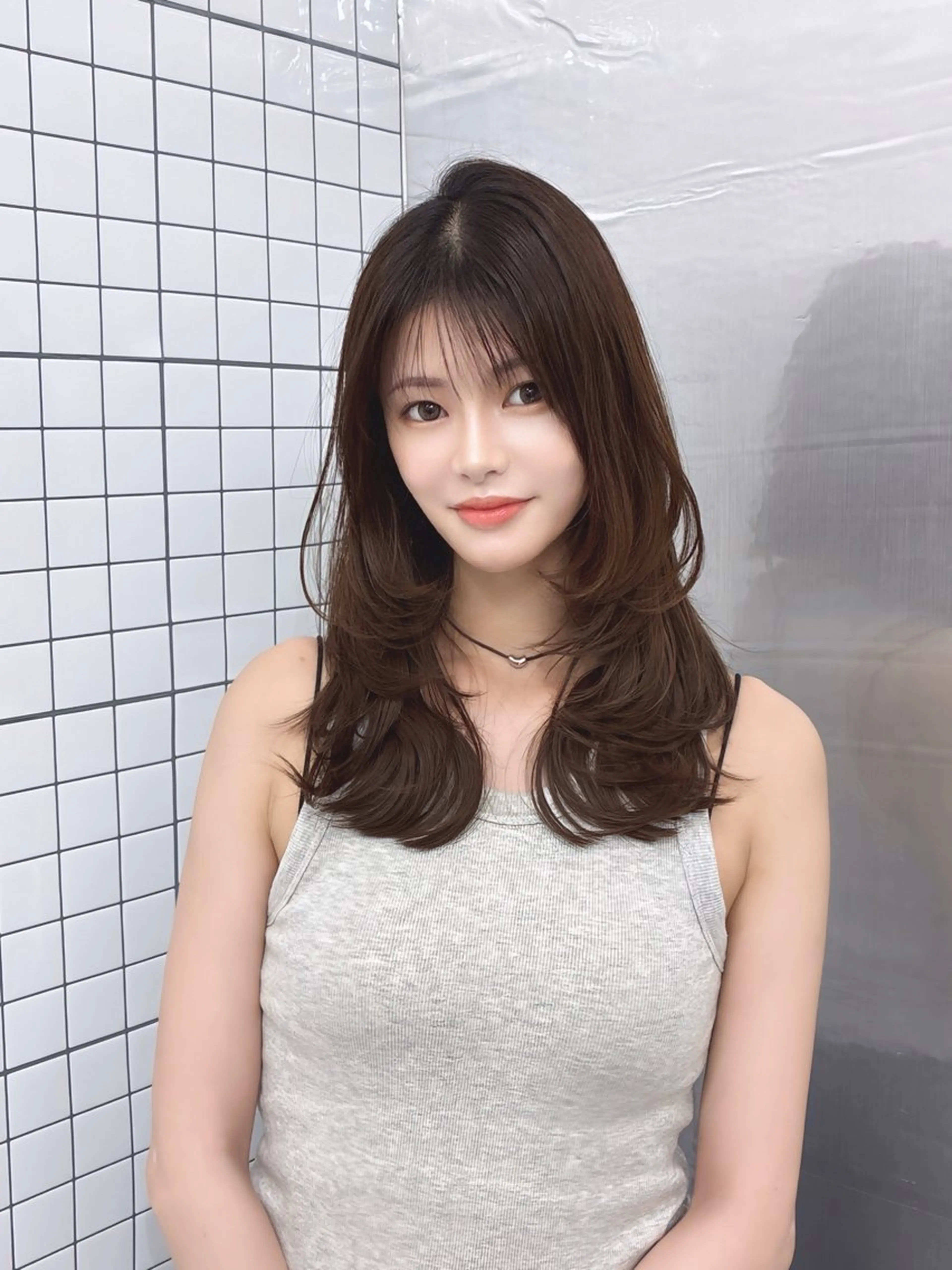 セミロング カット ヘアカラー ヘアセット LOMKH所属・レイヤーカット/ 縮毛矯正/タツヤのヘアスタイル