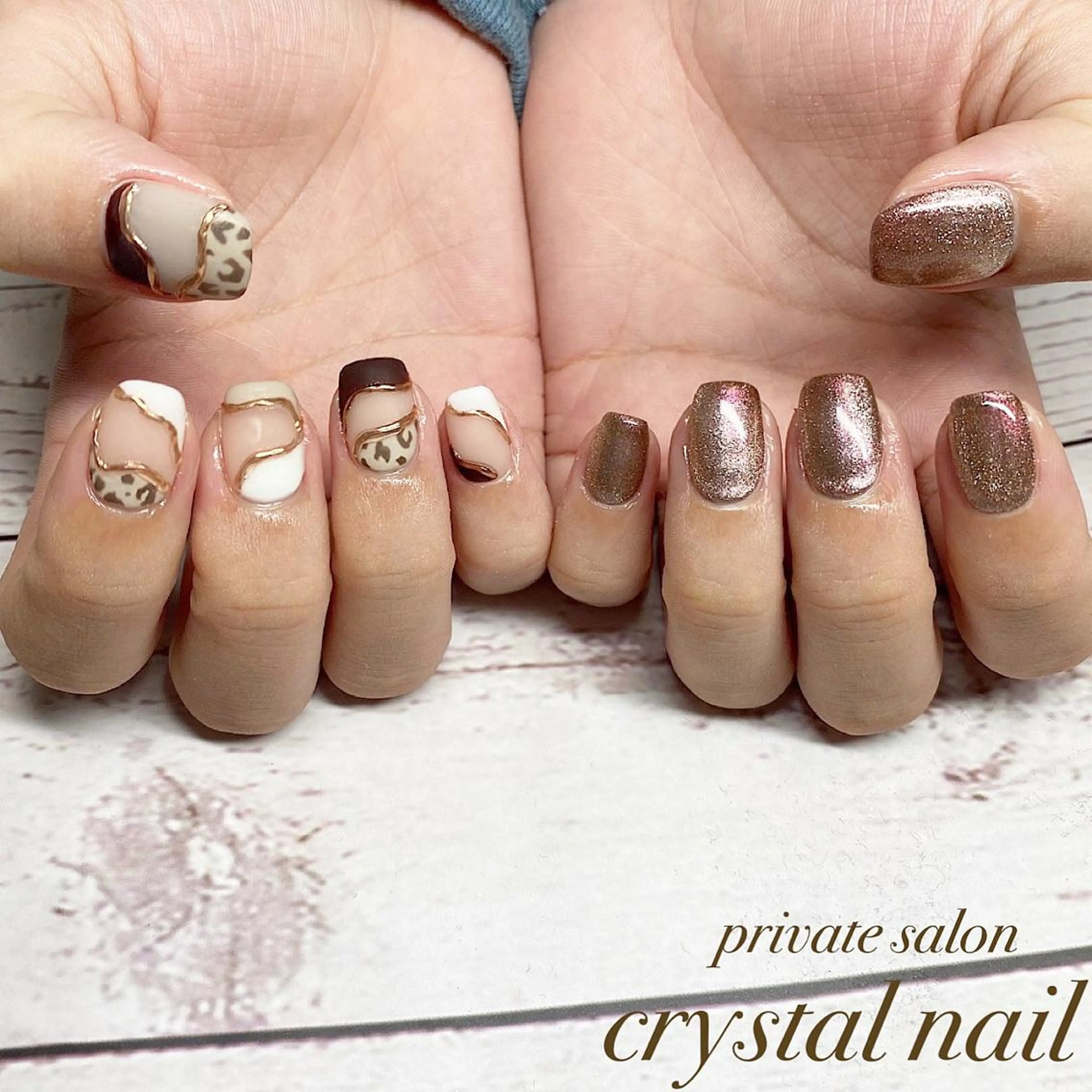 ネイル アニマル柄 マグネットネイル マットネイル ニュアンスネイル Crystal Nailのネイルデザイン