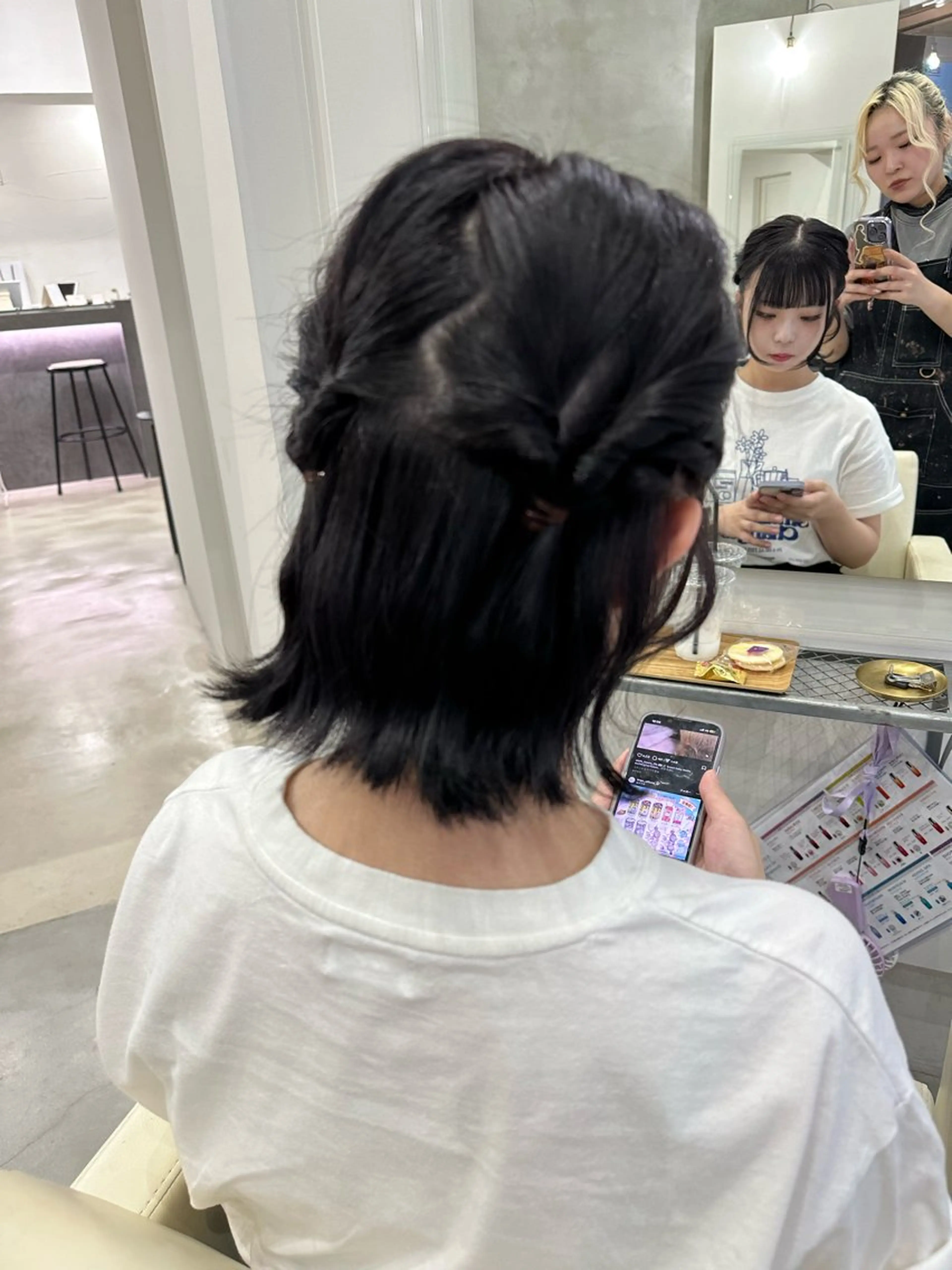 ミディアム カラー solua所属・さあや 【透け感/艶感】のヘアスタイル